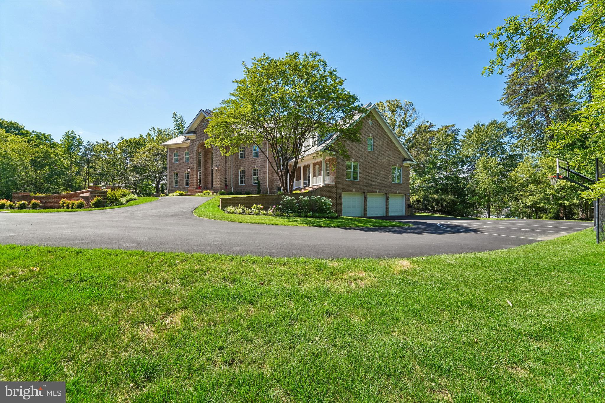BLUFF POINT ON SEVERN - Residential