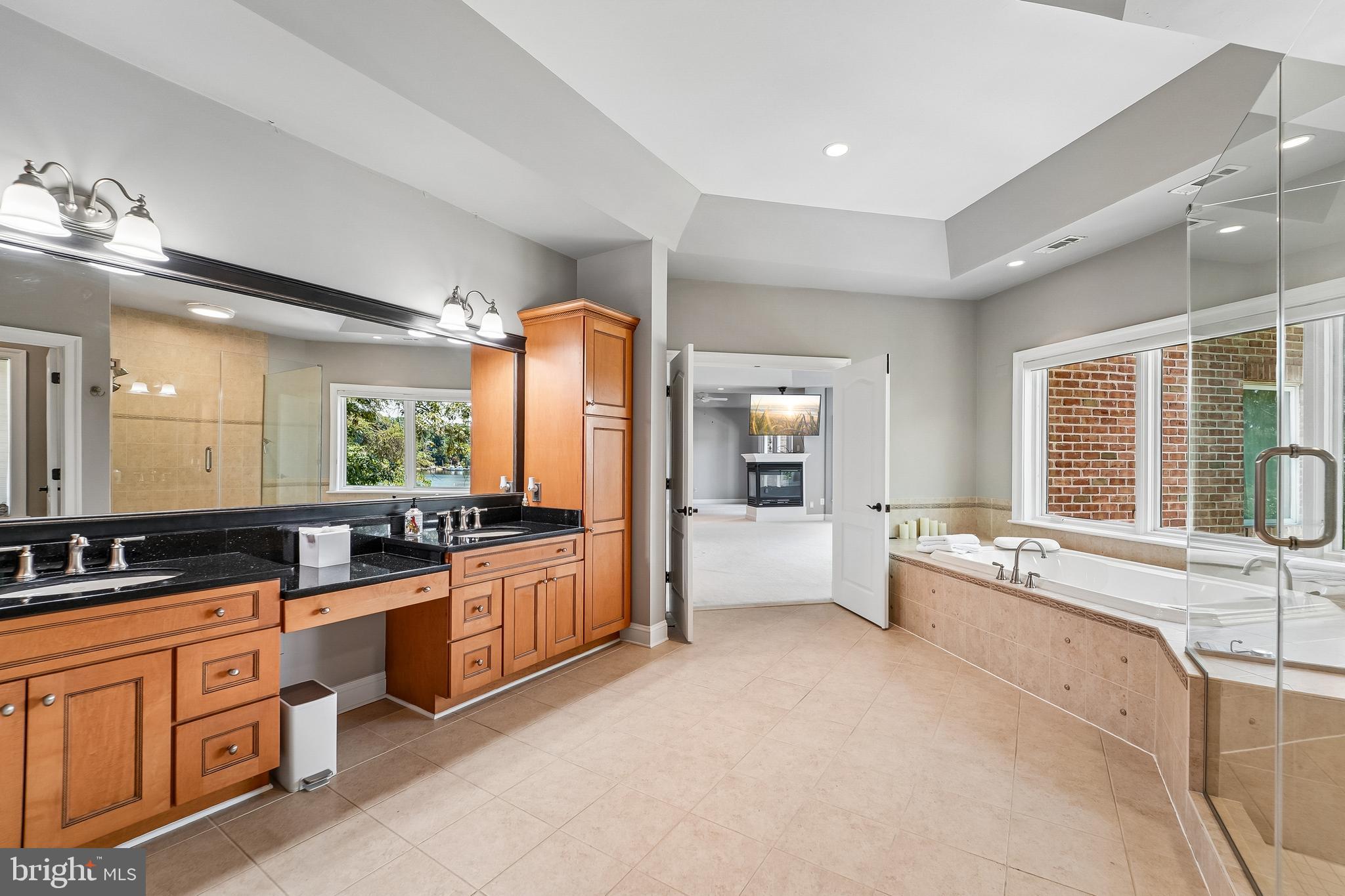 BLUFF POINT ON SEVERN - Residential