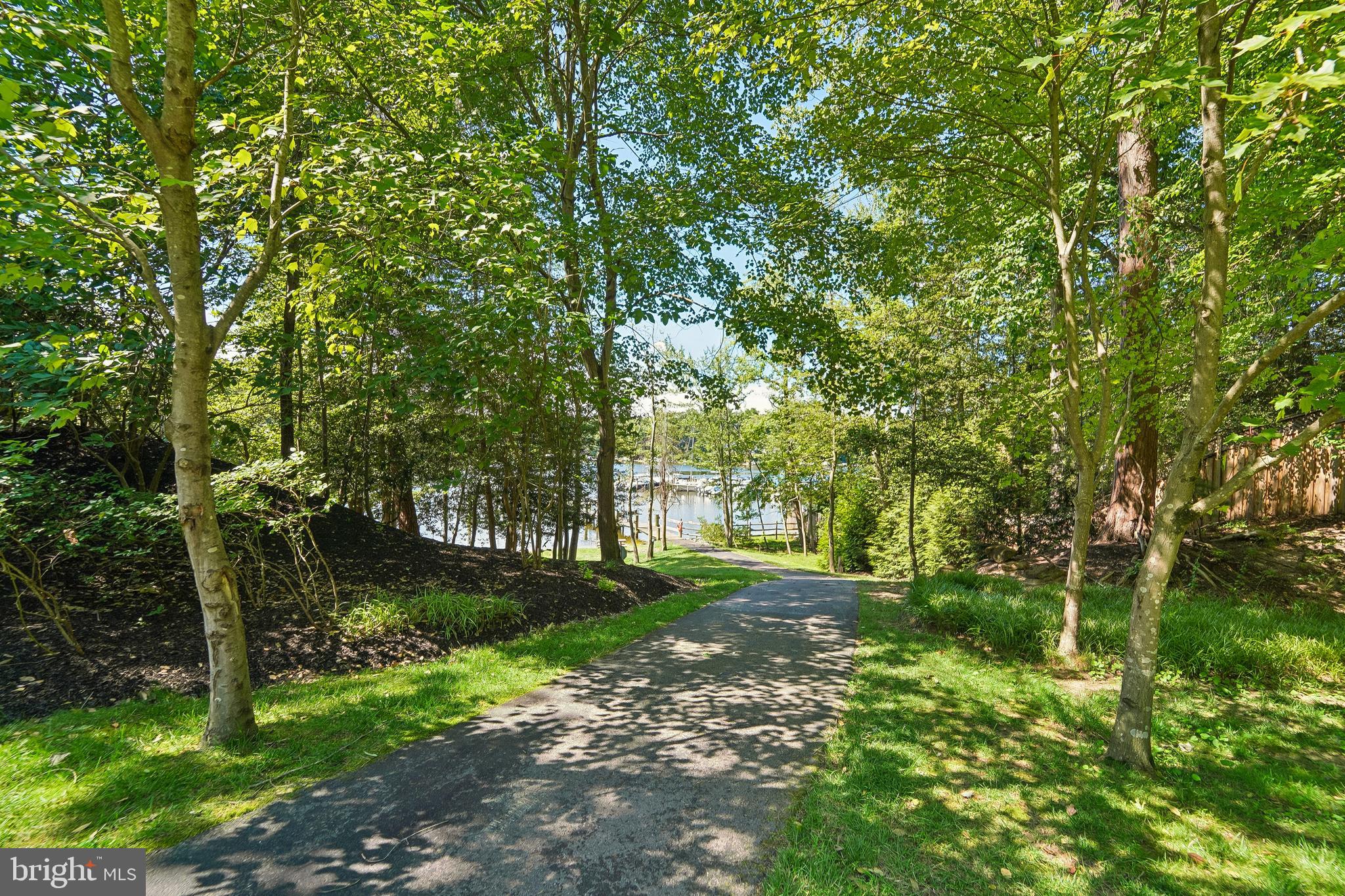 BLUFF POINT ON SEVERN - Residential