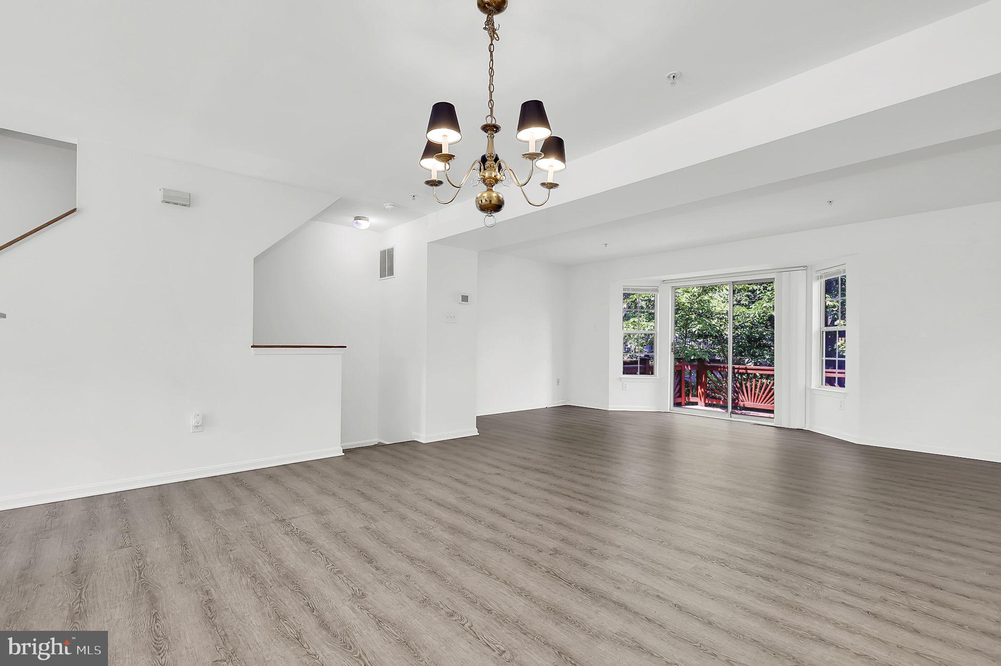 VILLAGE OF LONG REACH - Residential