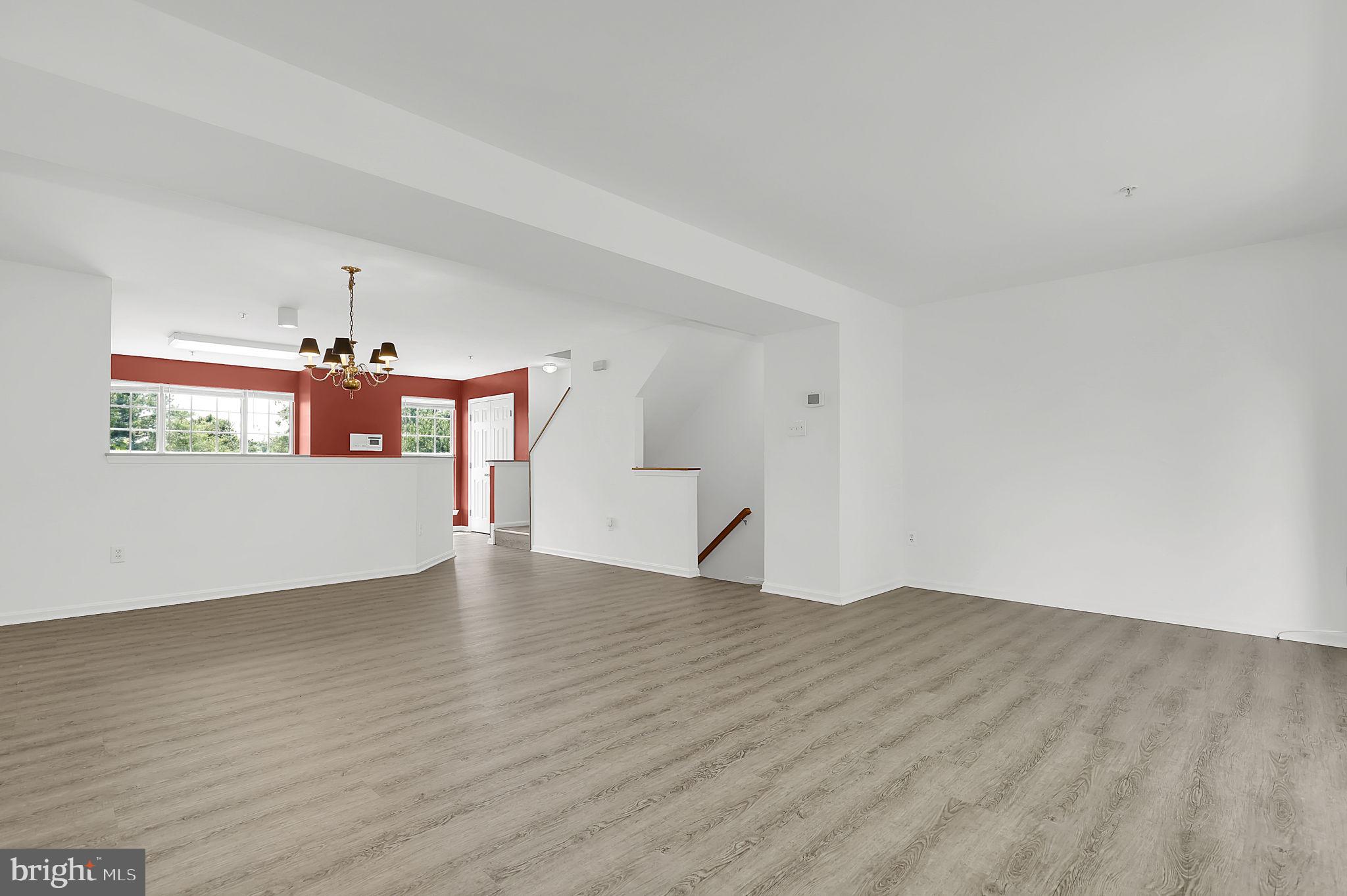 VILLAGE OF LONG REACH - Residential