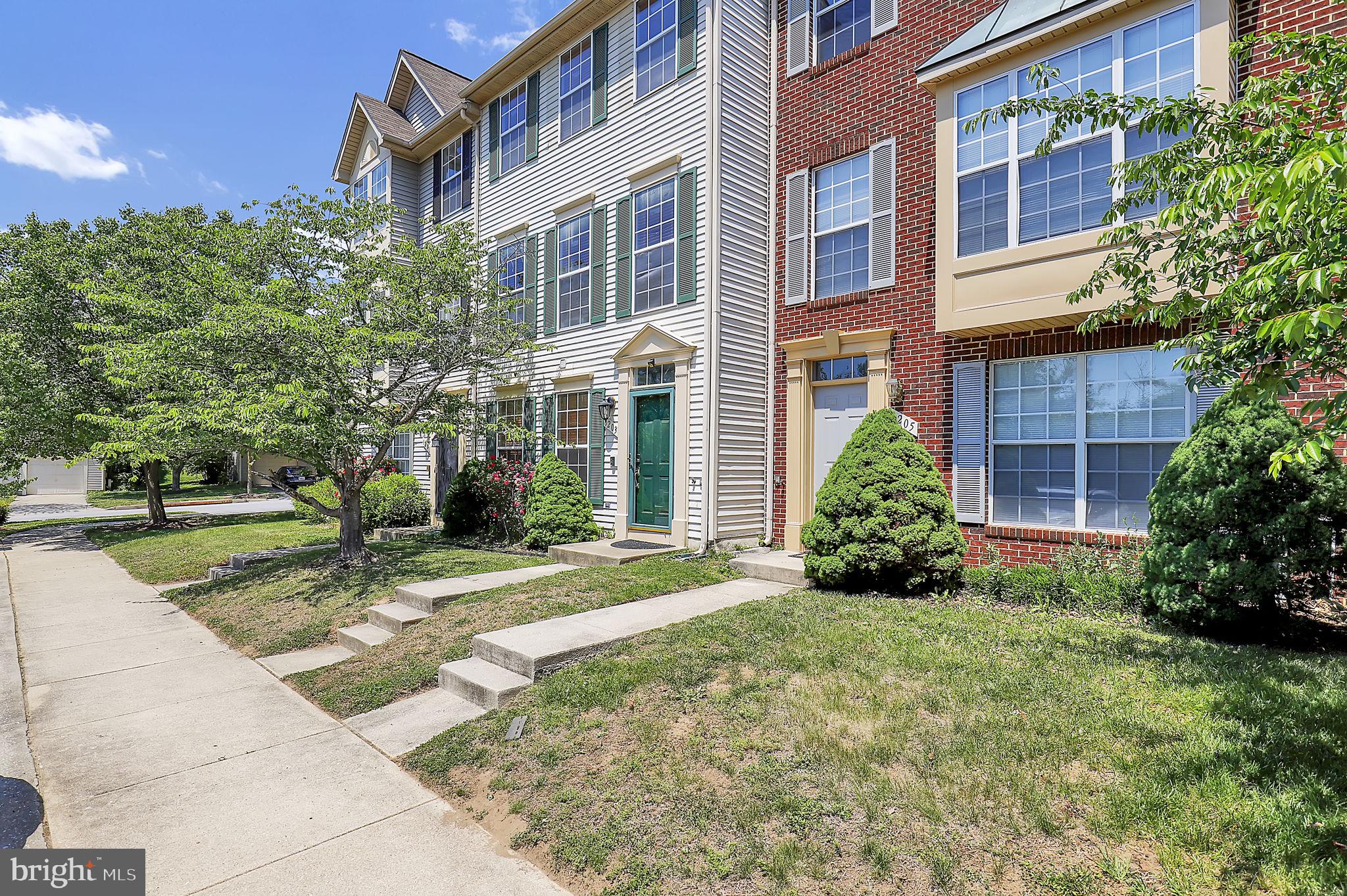 VILLAGE OF LONG REACH - Residential