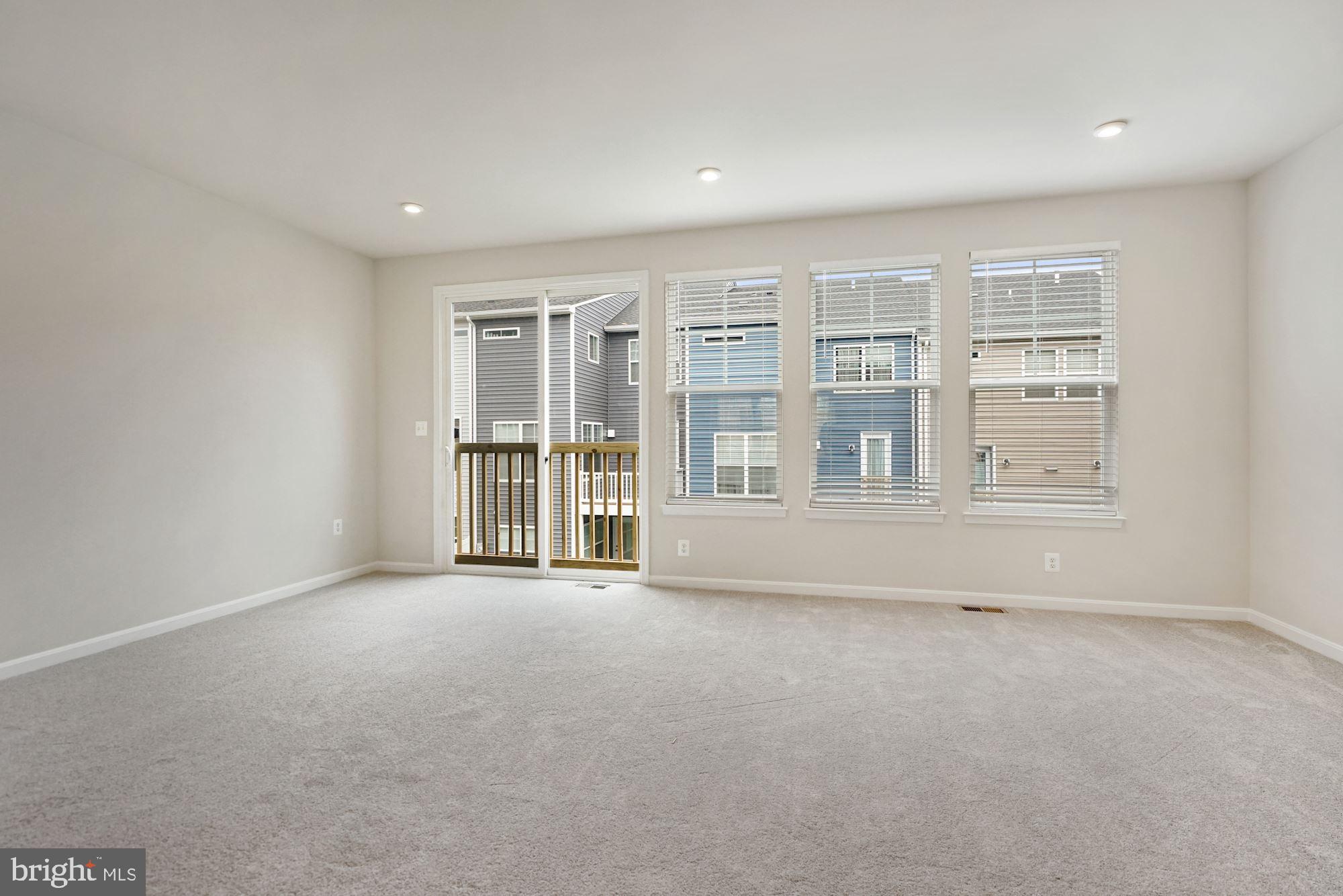 HIGHLAND PARK - Residential Lease