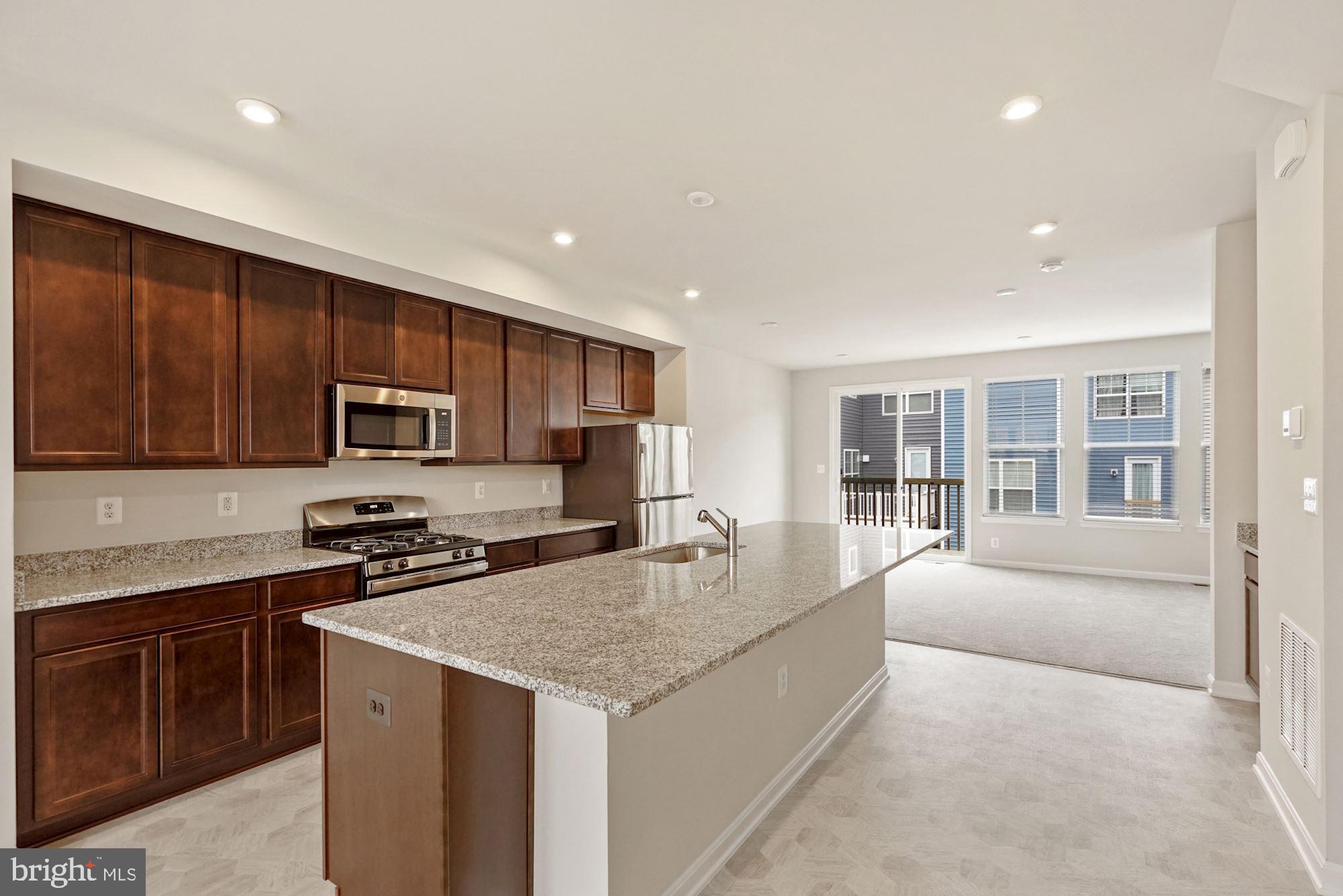 HIGHLAND PARK - Residential Lease