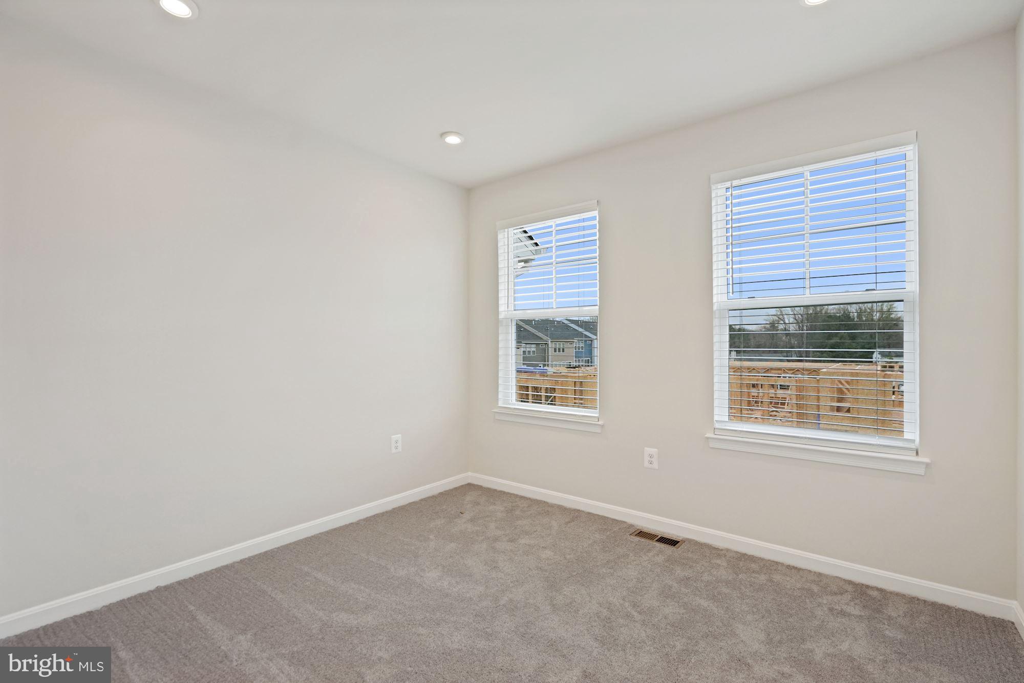 HIGHLAND PARK - Residential Lease