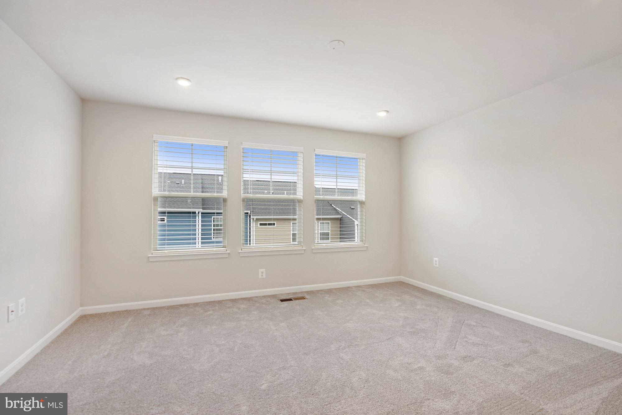 HIGHLAND PARK - Residential Lease