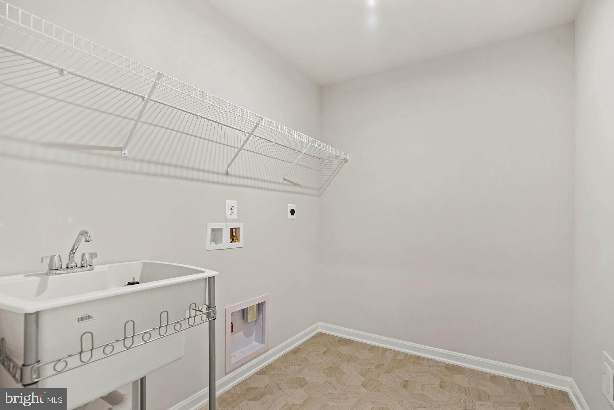 HIGHLAND PARK - Residential Lease