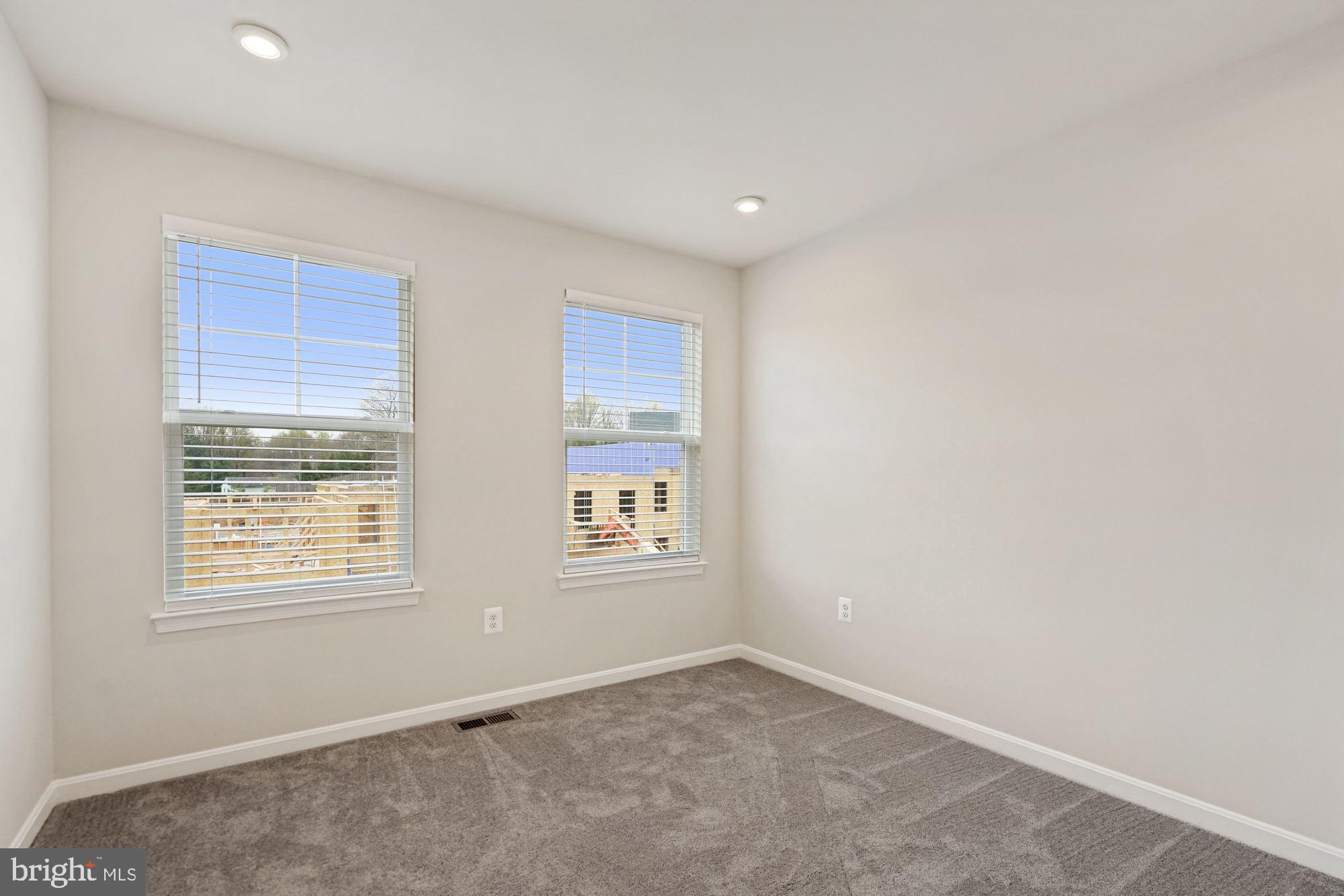 HIGHLAND PARK - Residential Lease