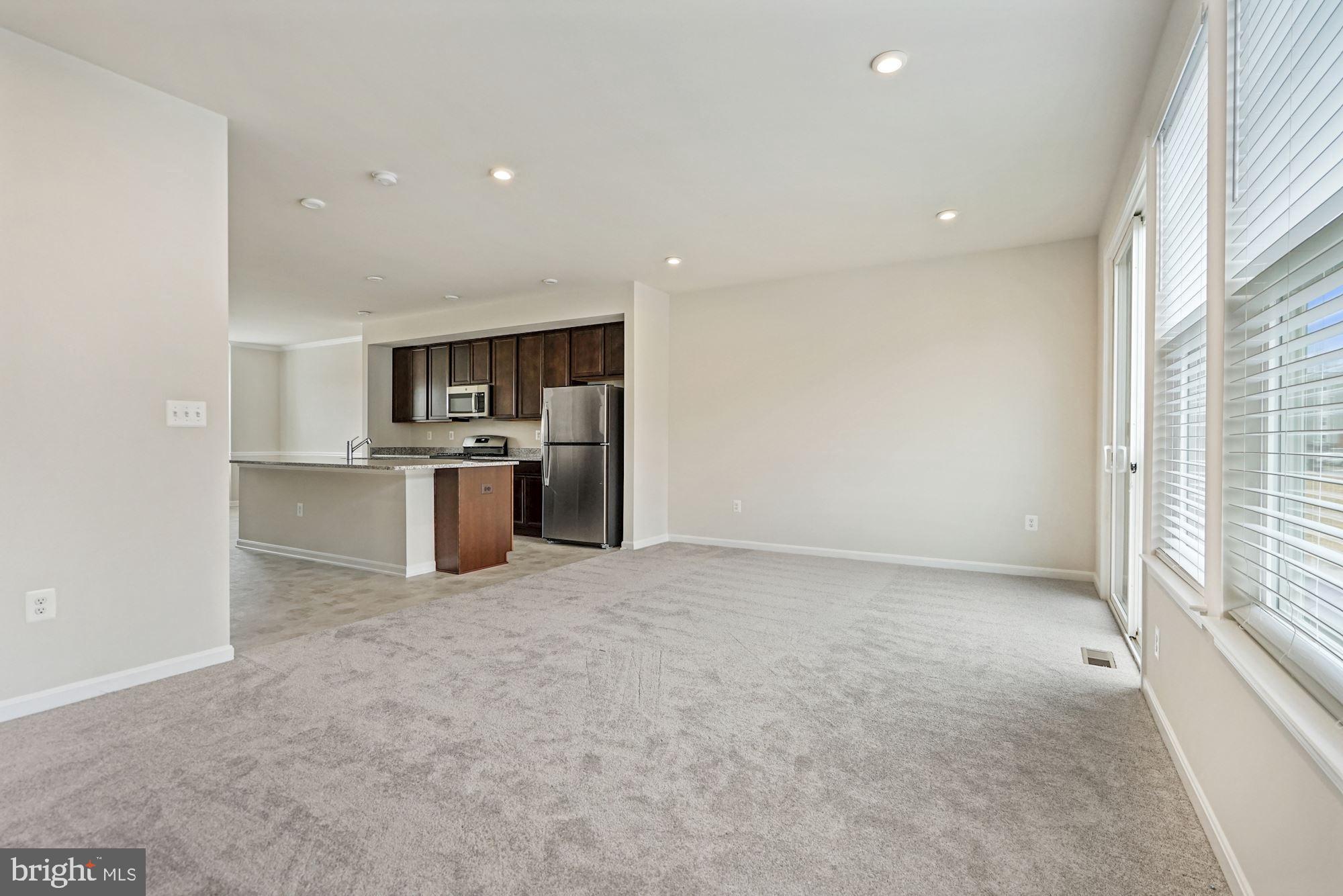 HIGHLAND PARK - Residential Lease
