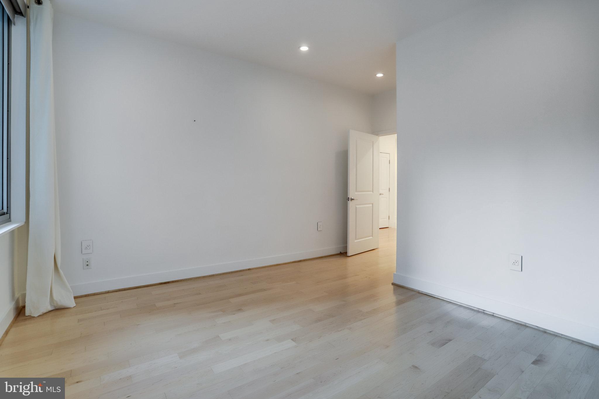 ODYSSEY - Residential Lease