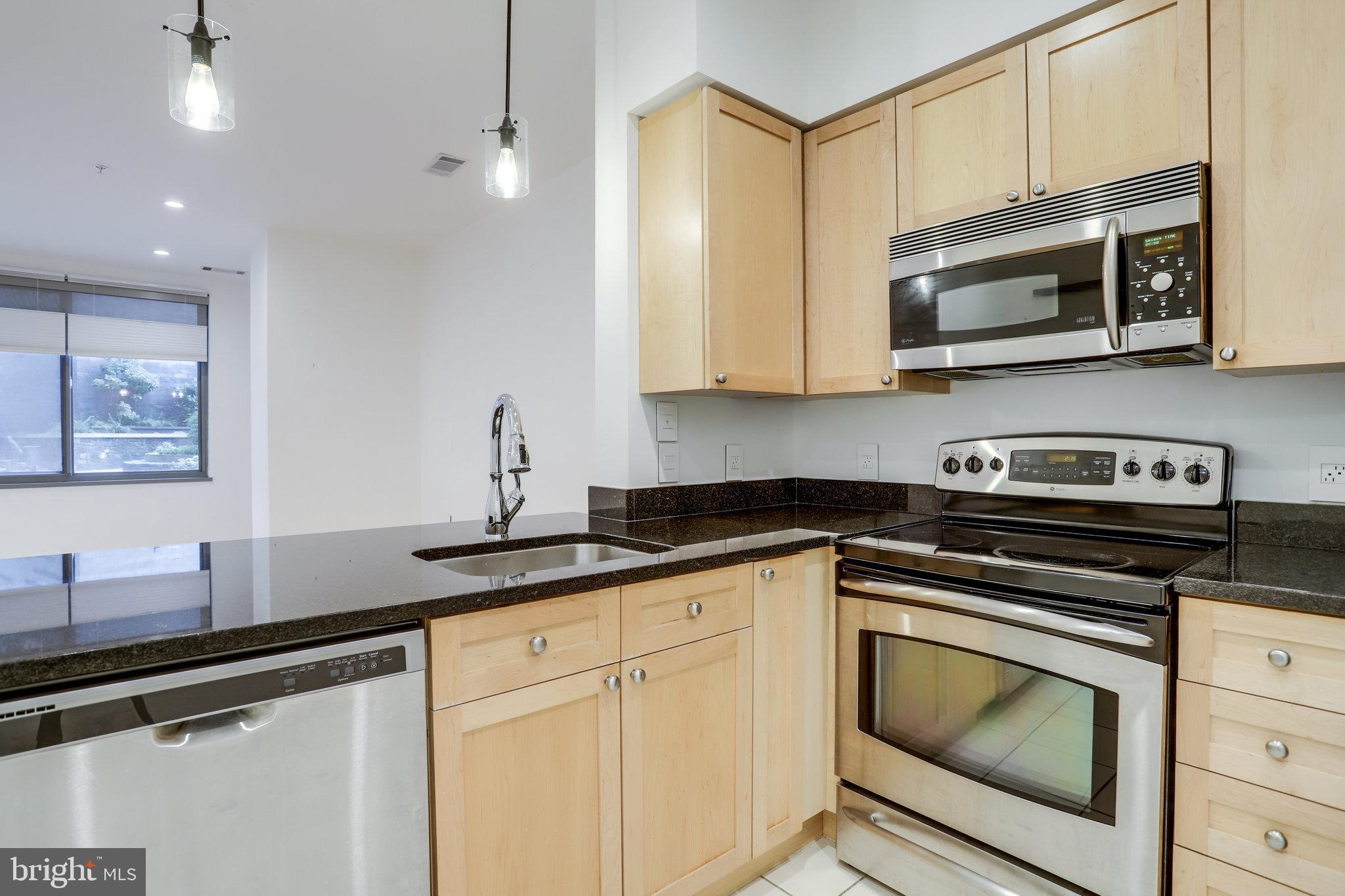 ODYSSEY - Residential Lease