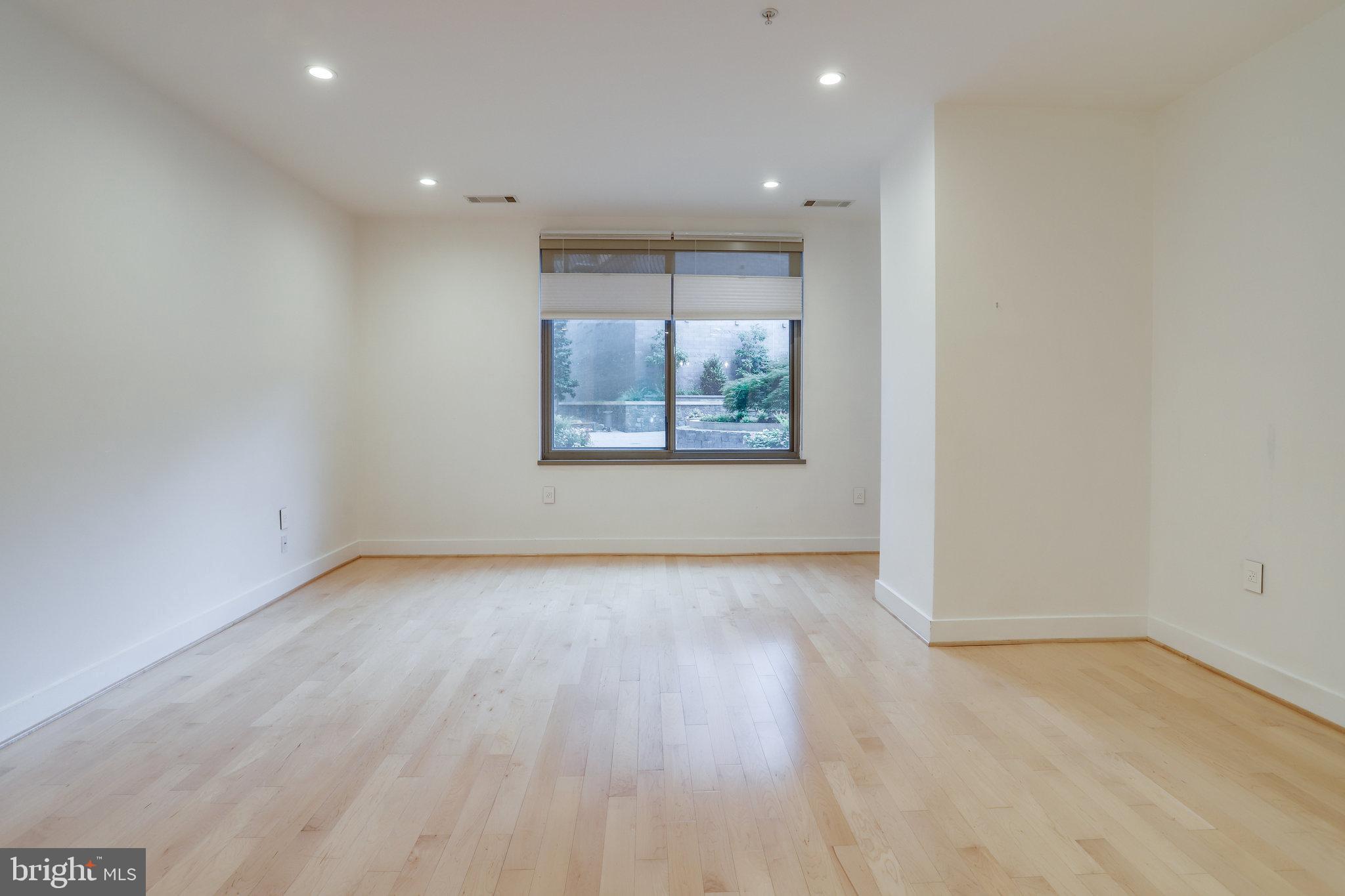 ODYSSEY - Residential Lease