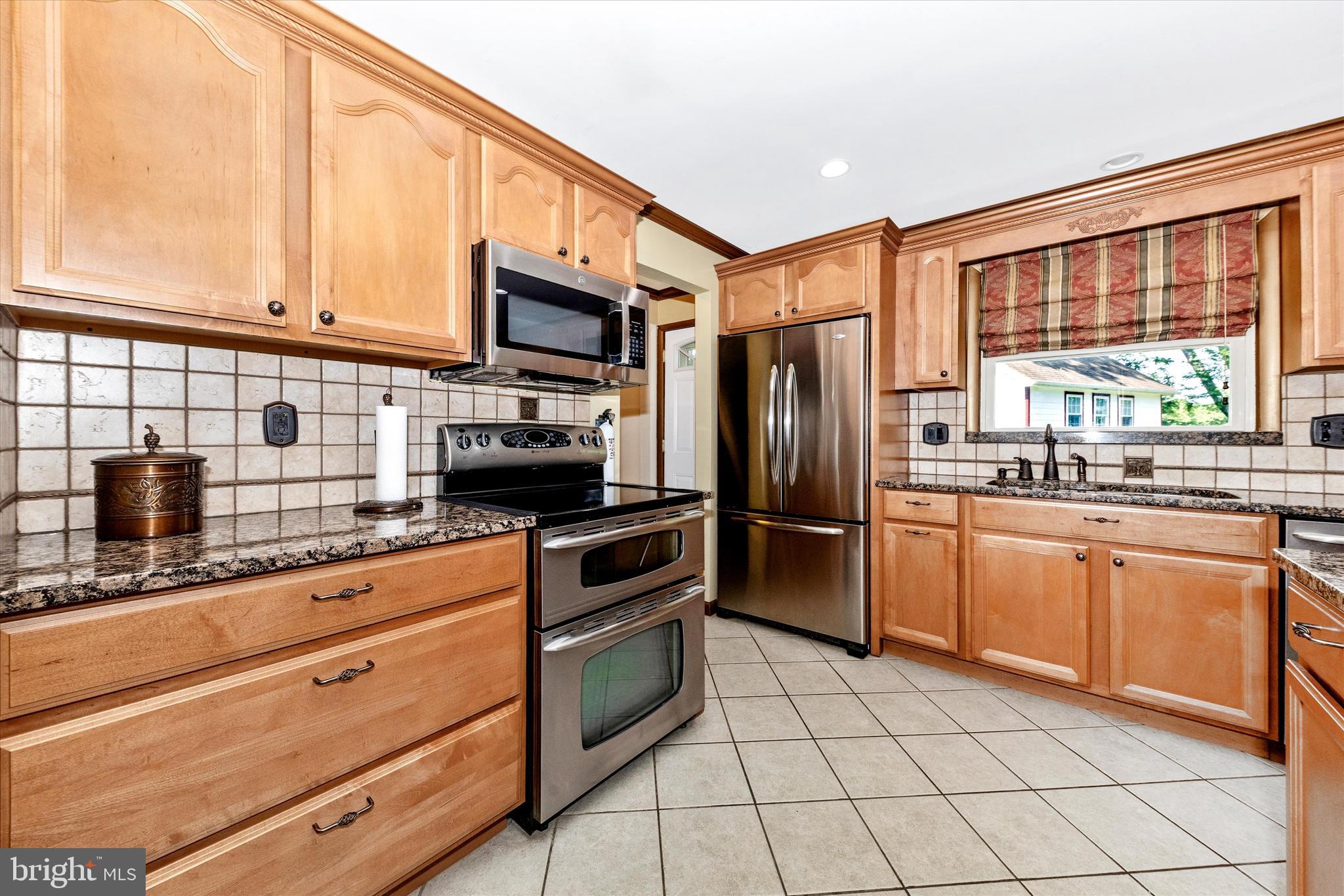 MEADOWBROOK ESTATES - Residential