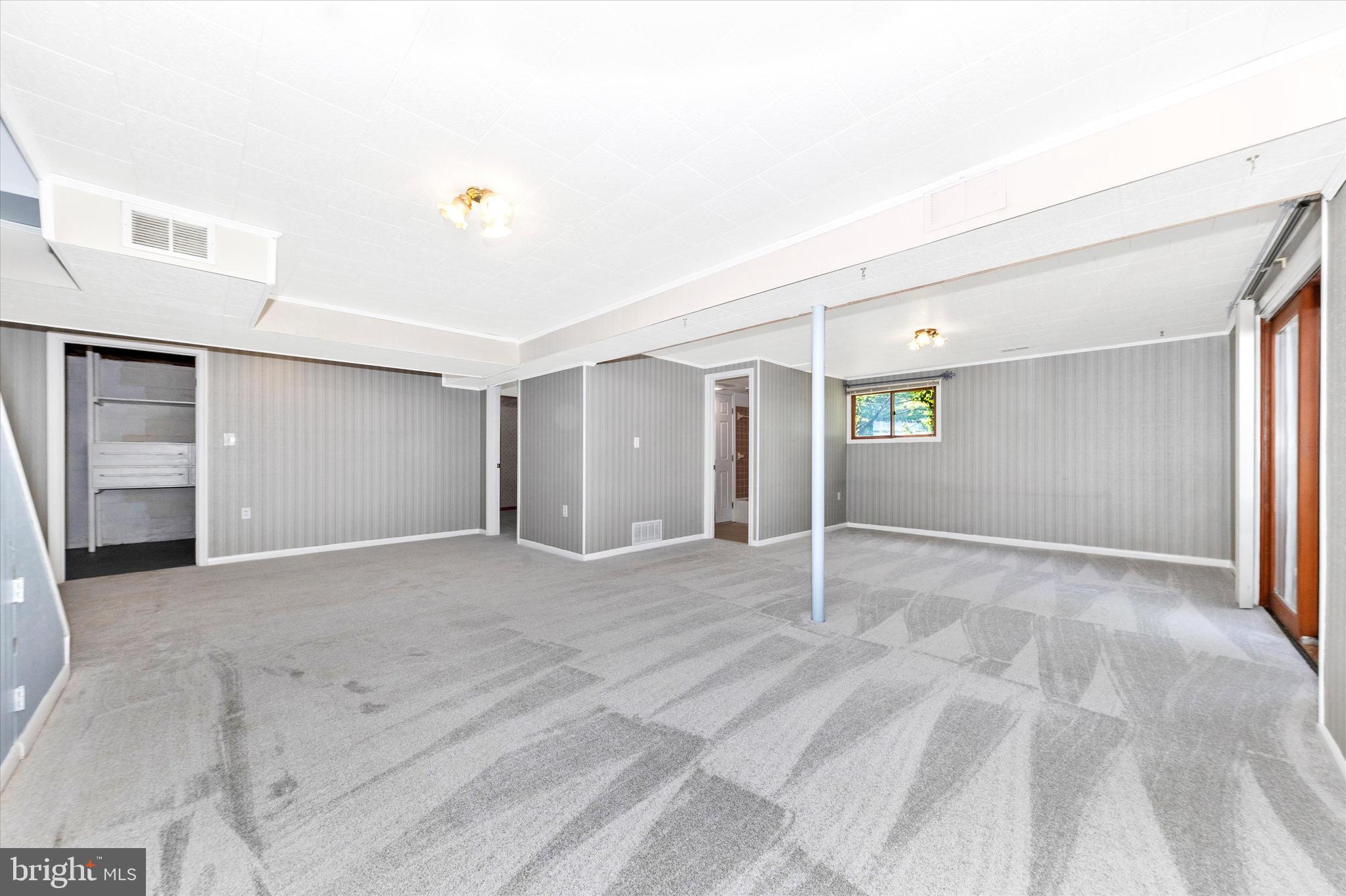 MEADOWBROOK ESTATES - Residential