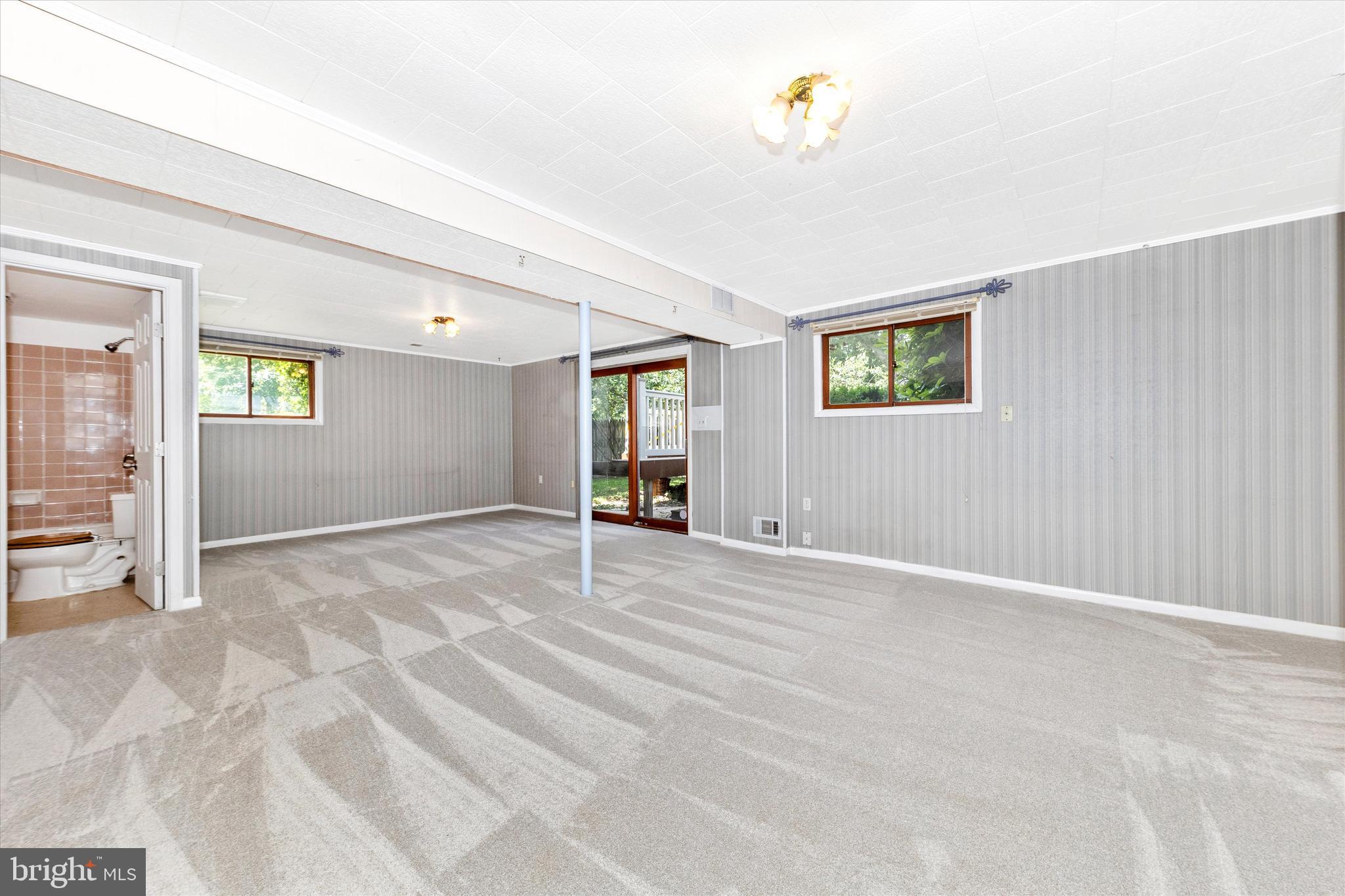 MEADOWBROOK ESTATES - Residential