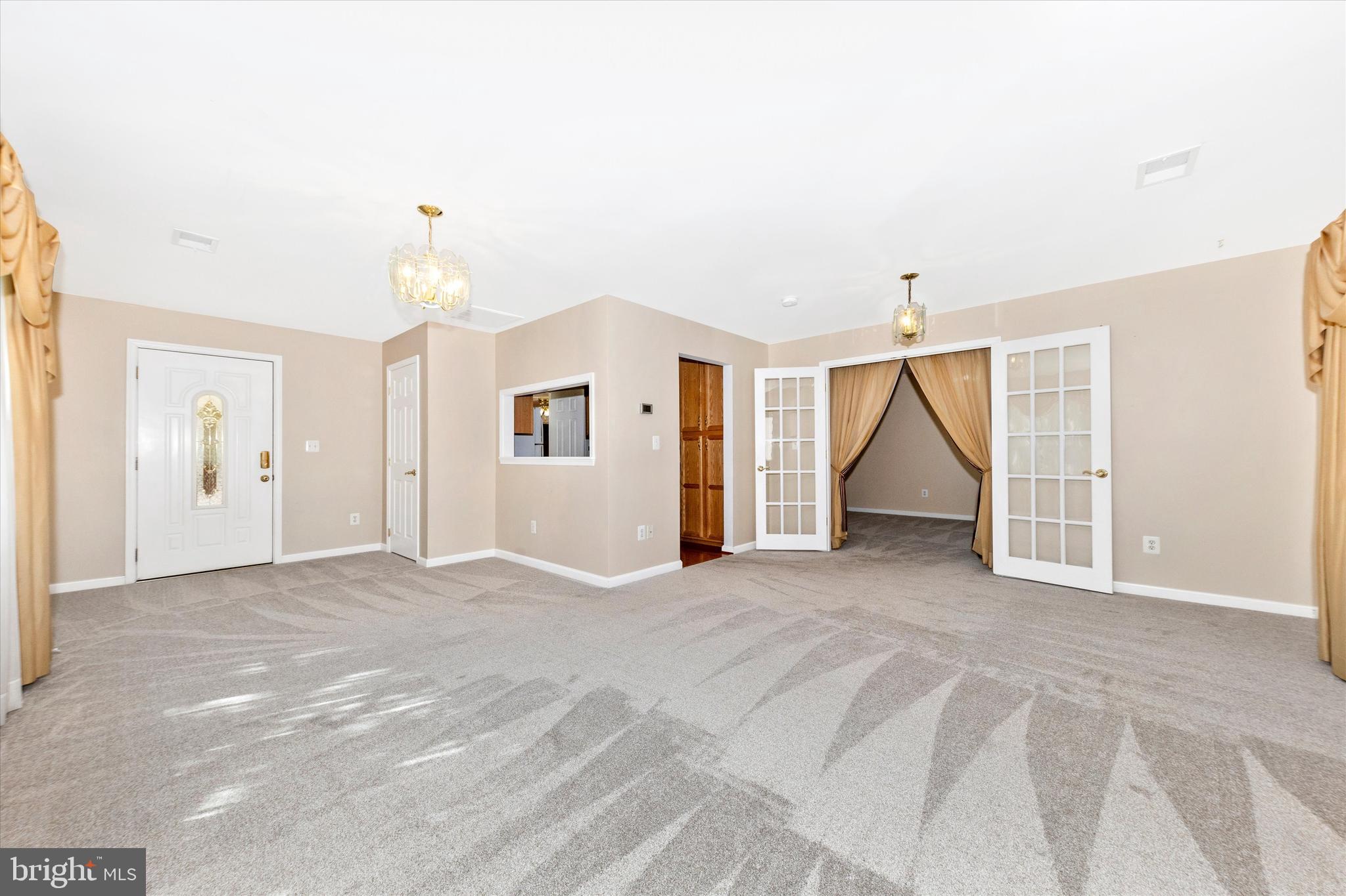 MEADOWBROOK ESTATES - Residential