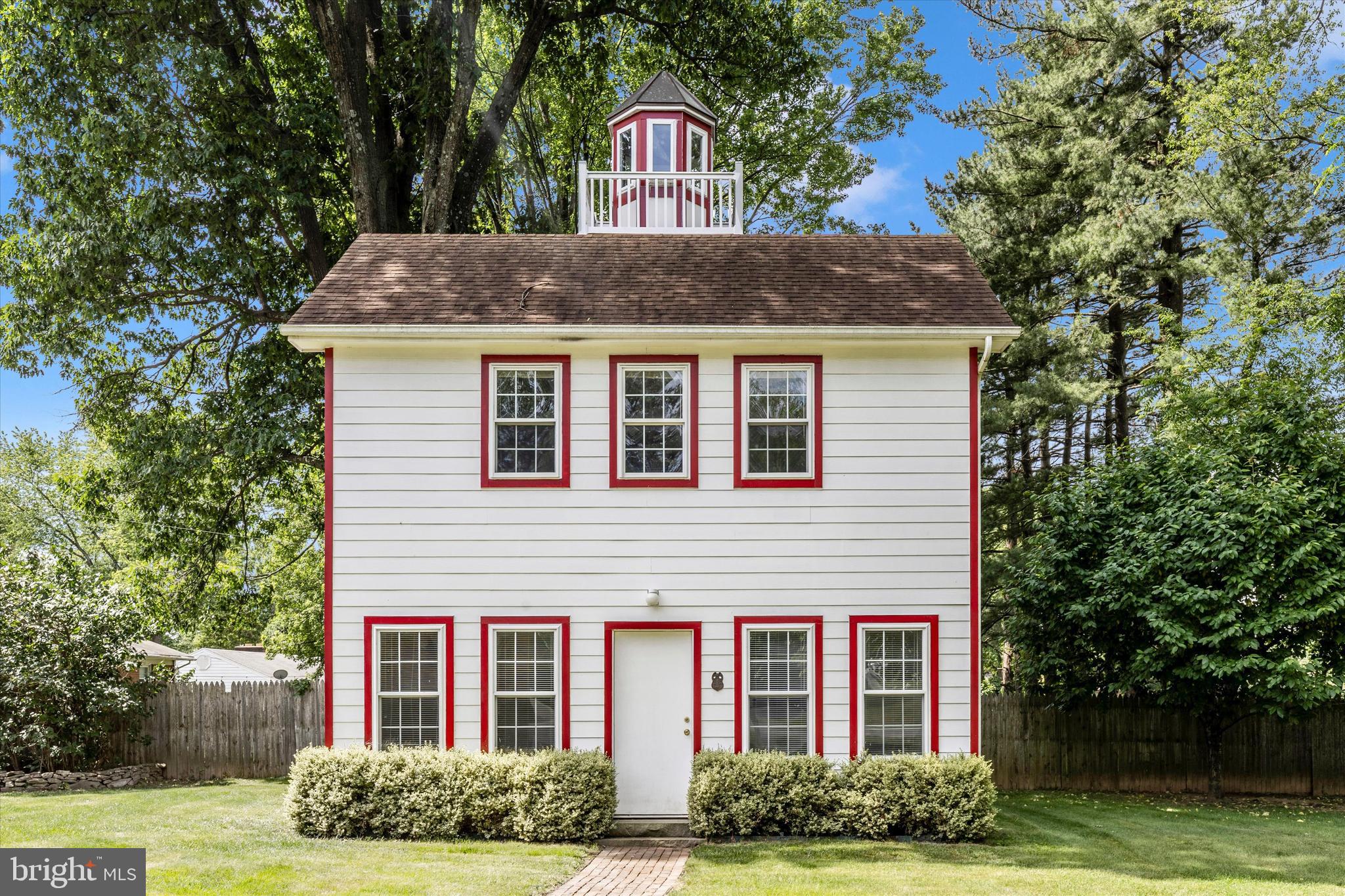 MEADOWBROOK ESTATES - Residential
