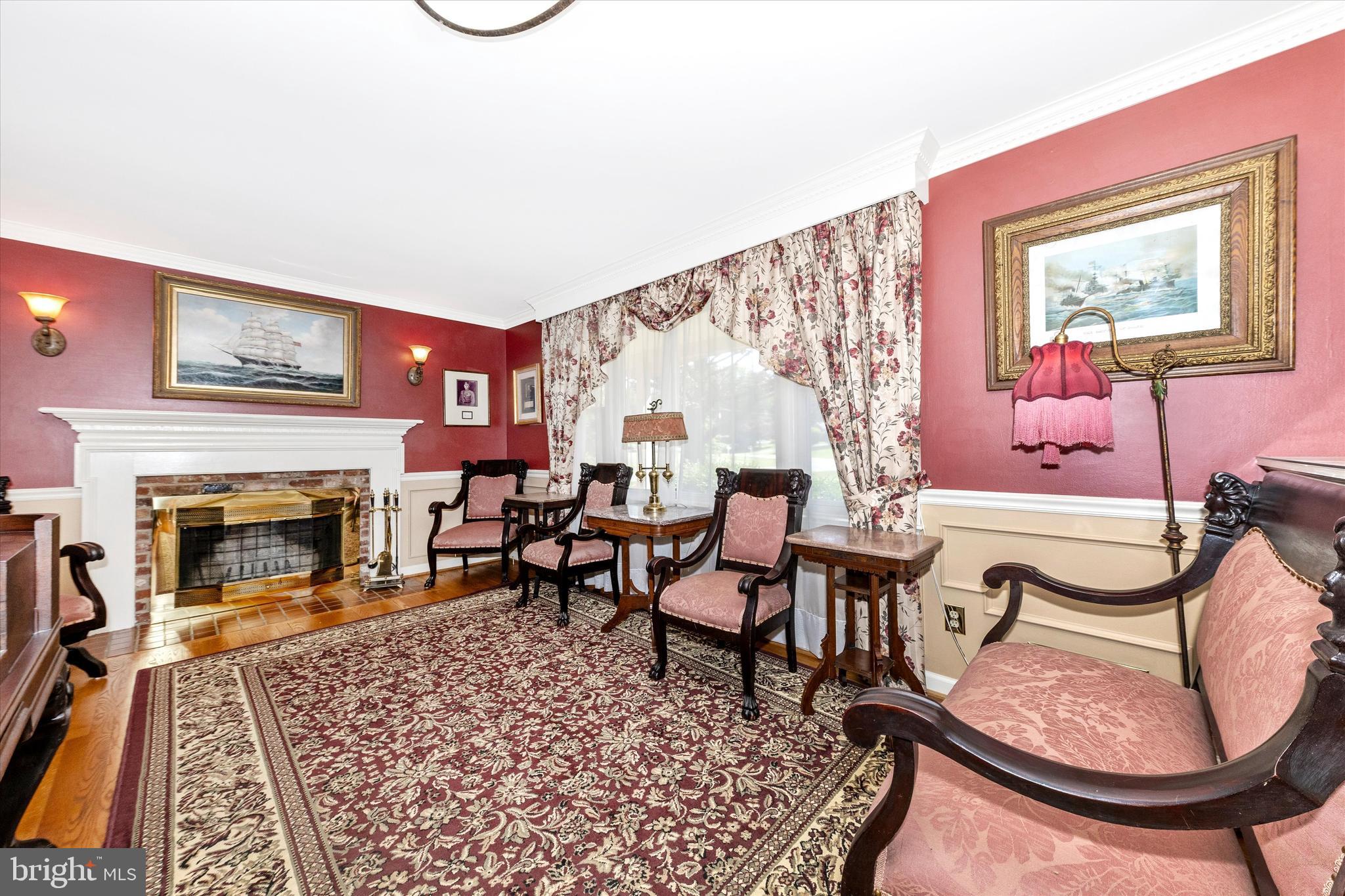 MEADOWBROOK ESTATES - Residential
