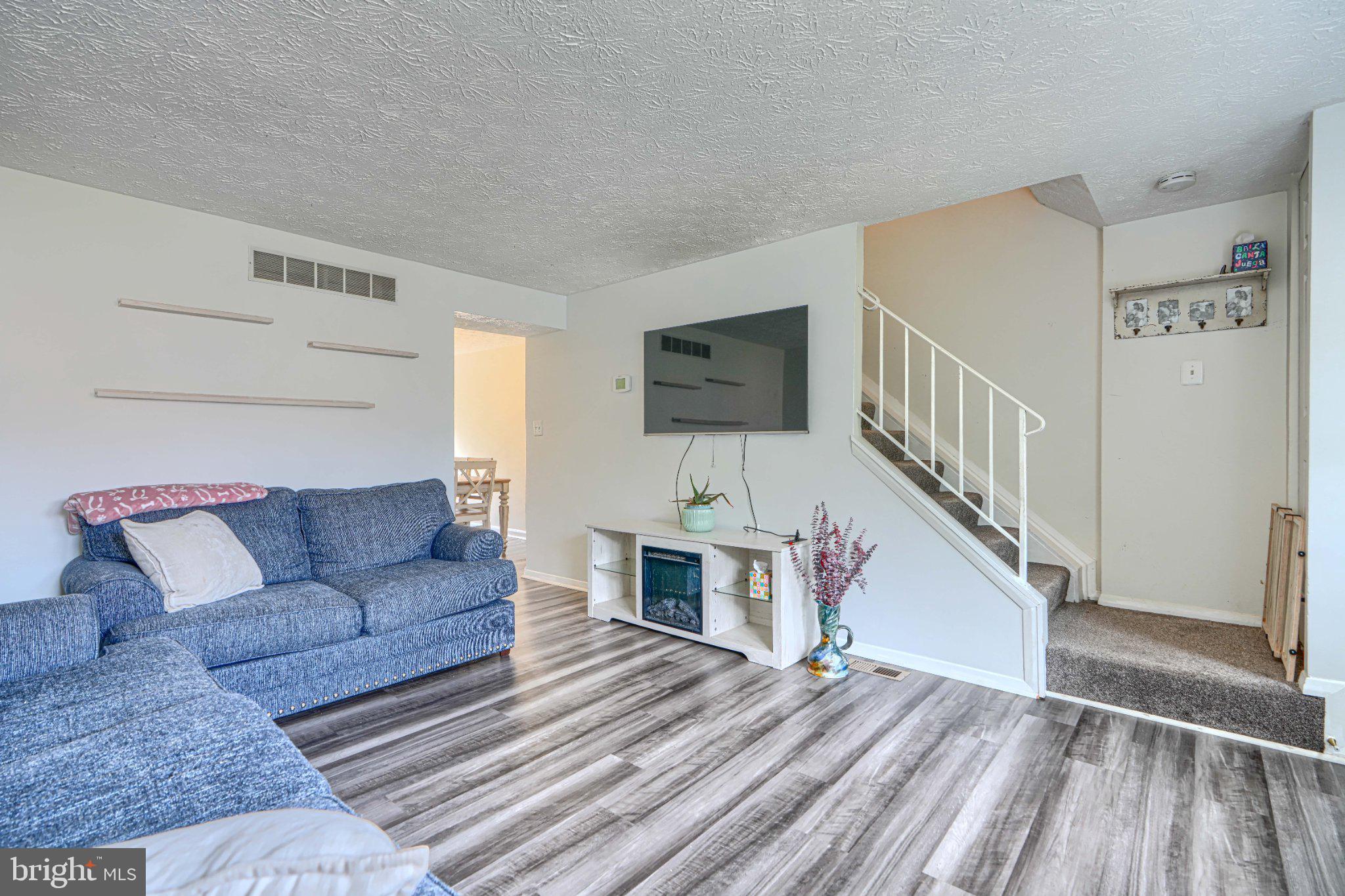 GREENBRIER HILLS - Residential
