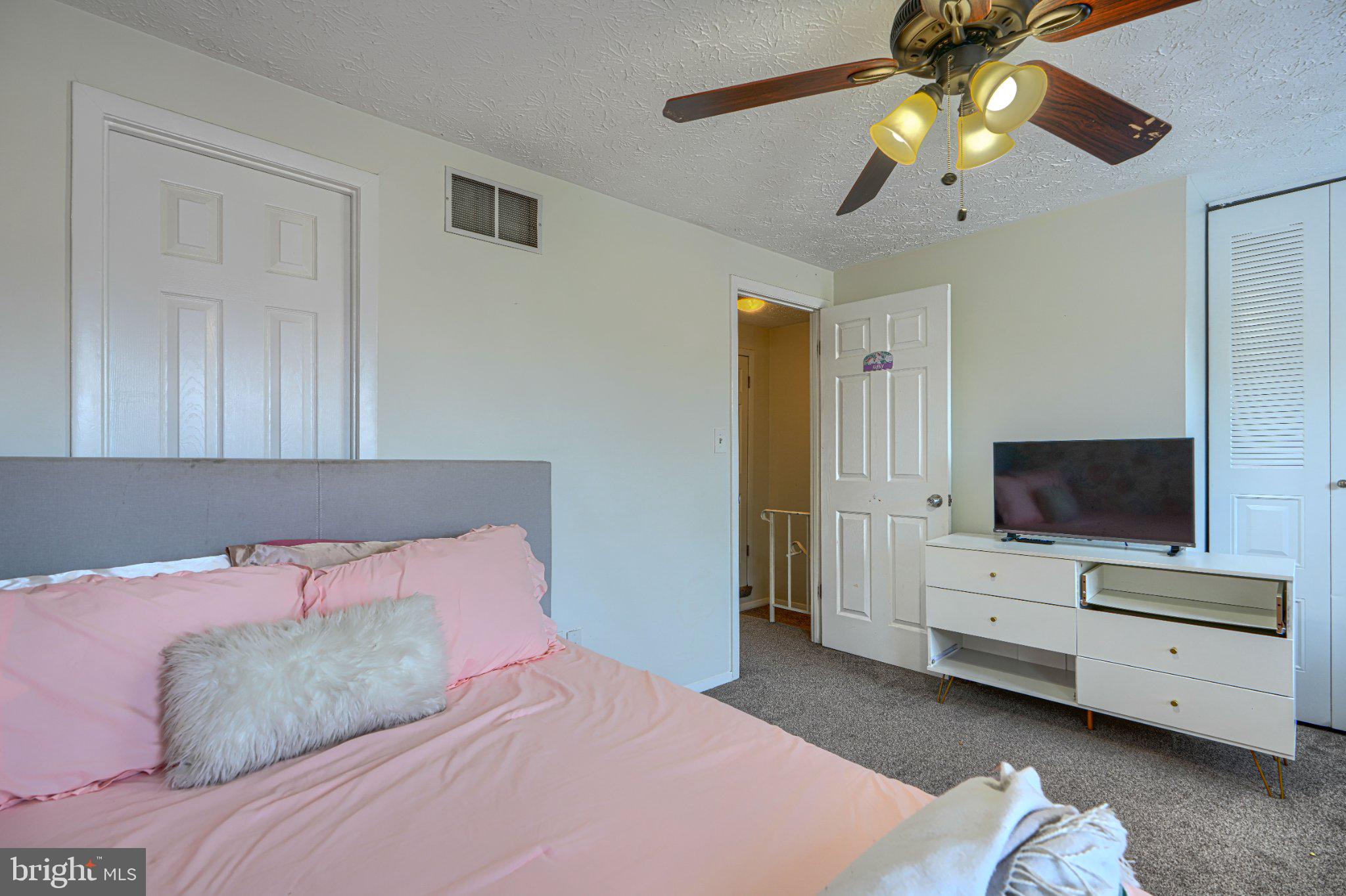GREENBRIER HILLS - Residential