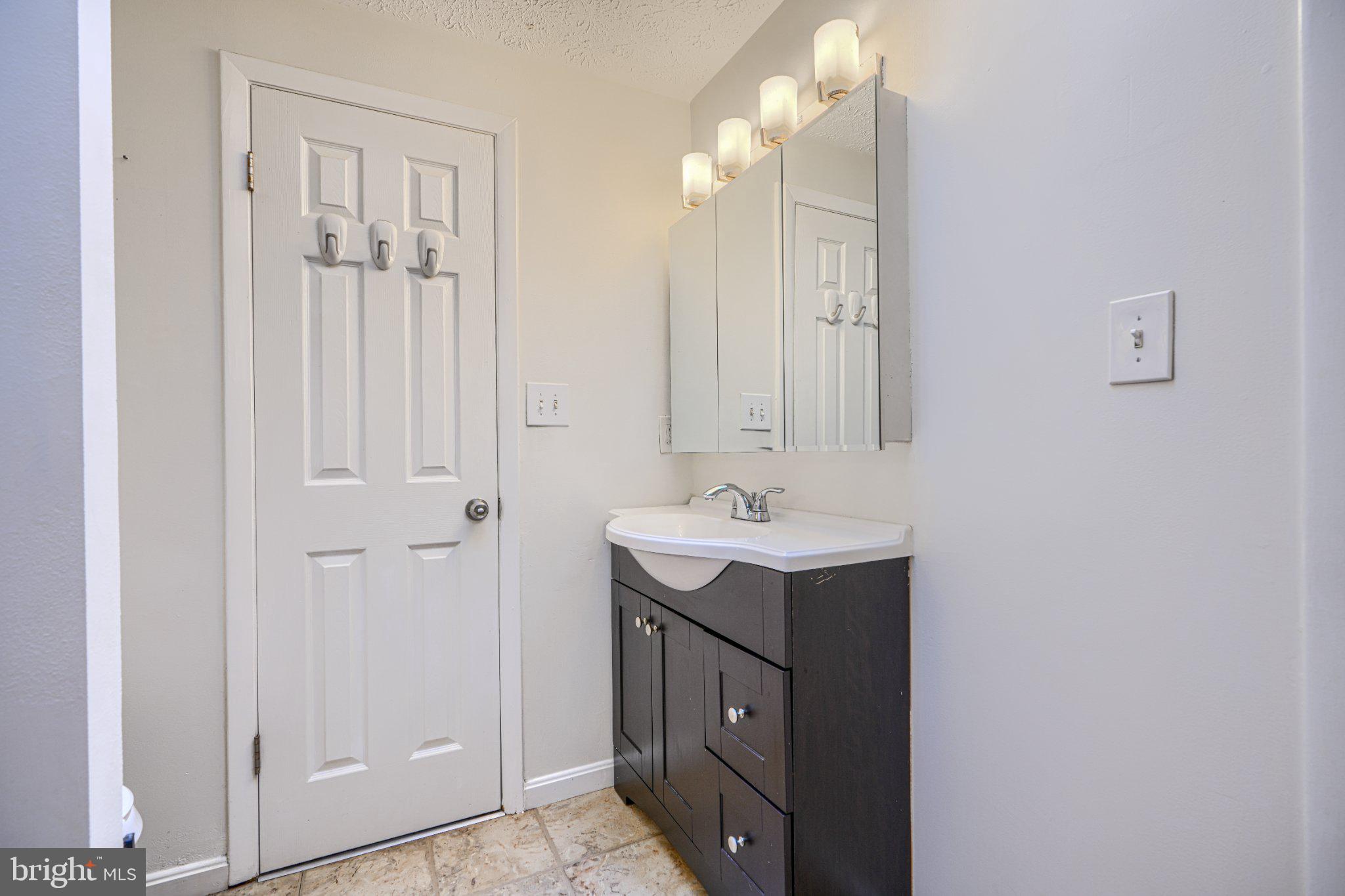 GREENBRIER HILLS - Residential