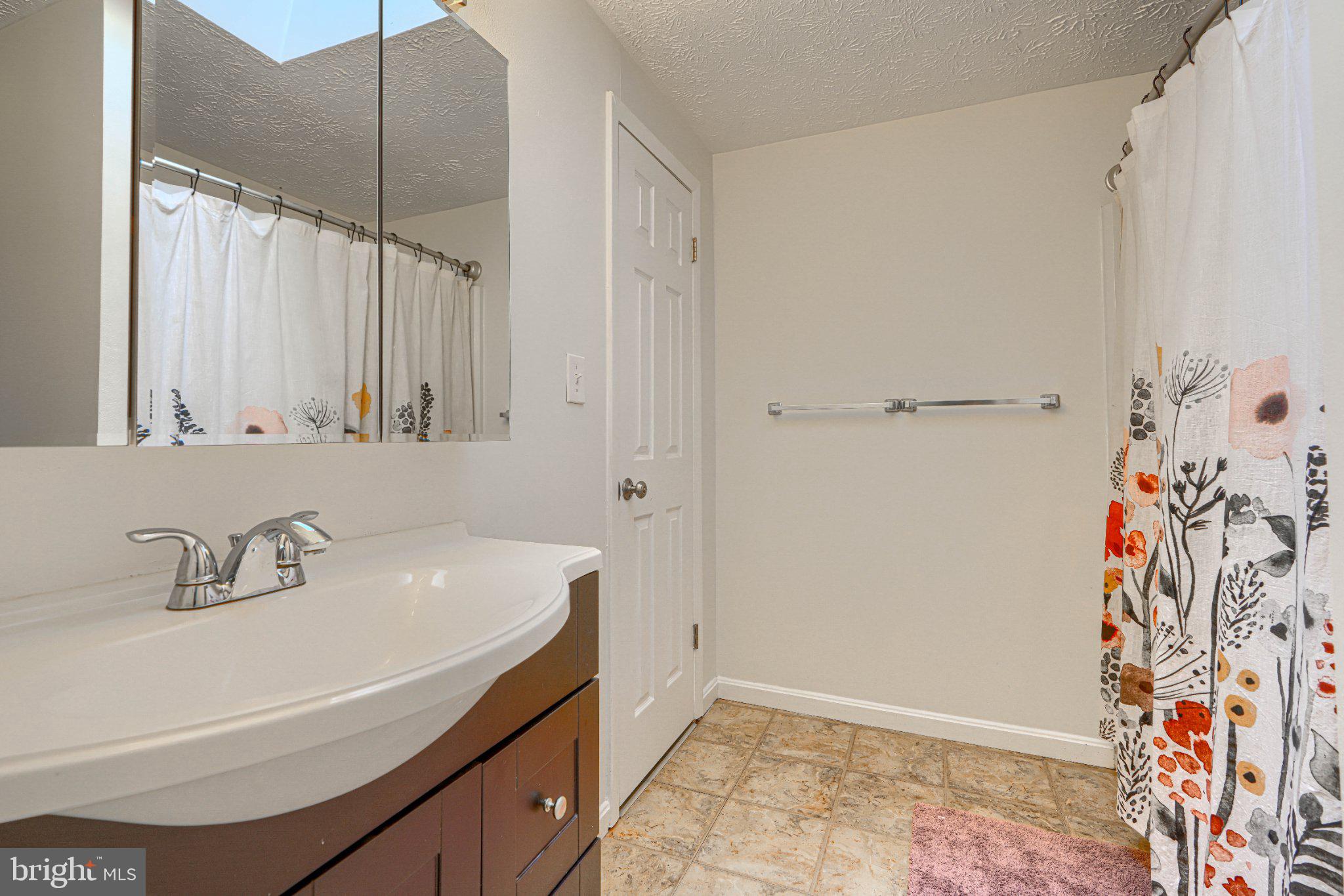 GREENBRIER HILLS - Residential