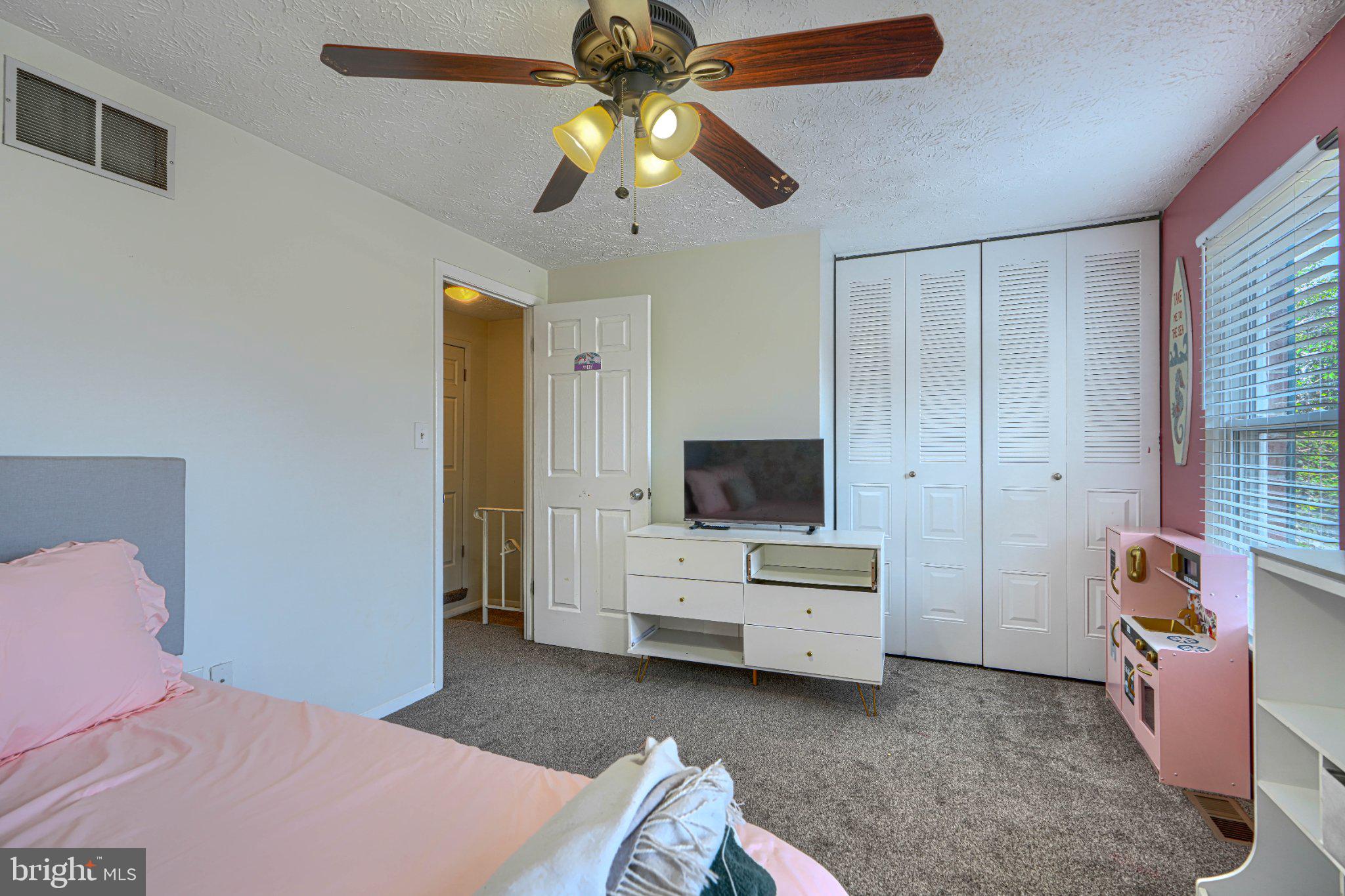 GREENBRIER HILLS - Residential