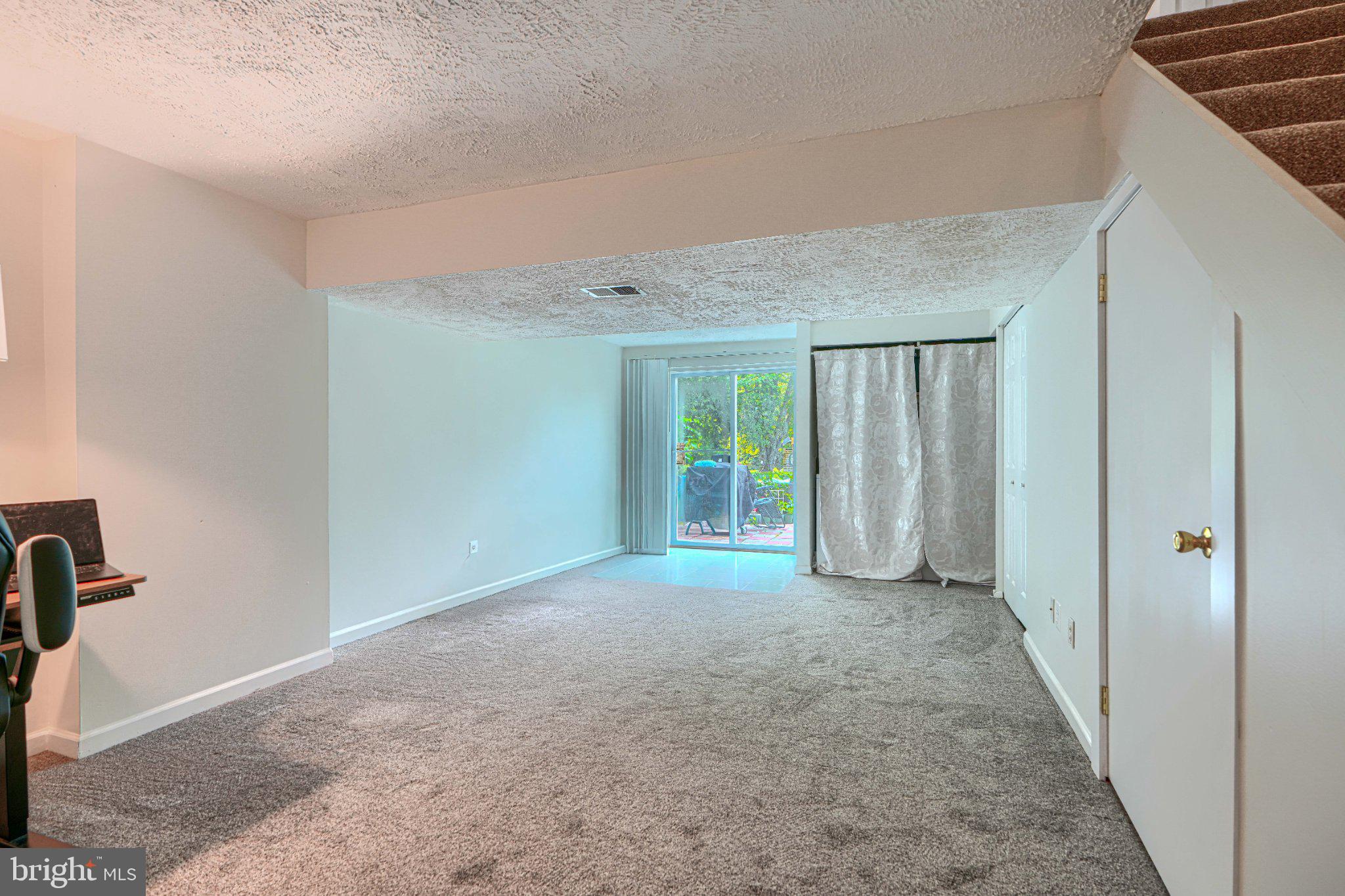 GREENBRIER HILLS - Residential