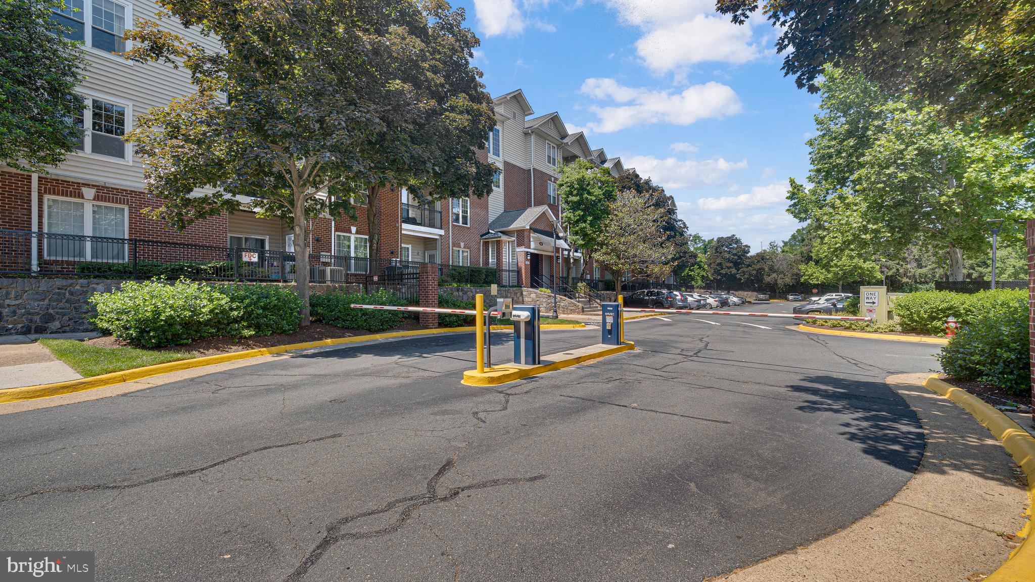 GATES OF MCLEAN - Residential