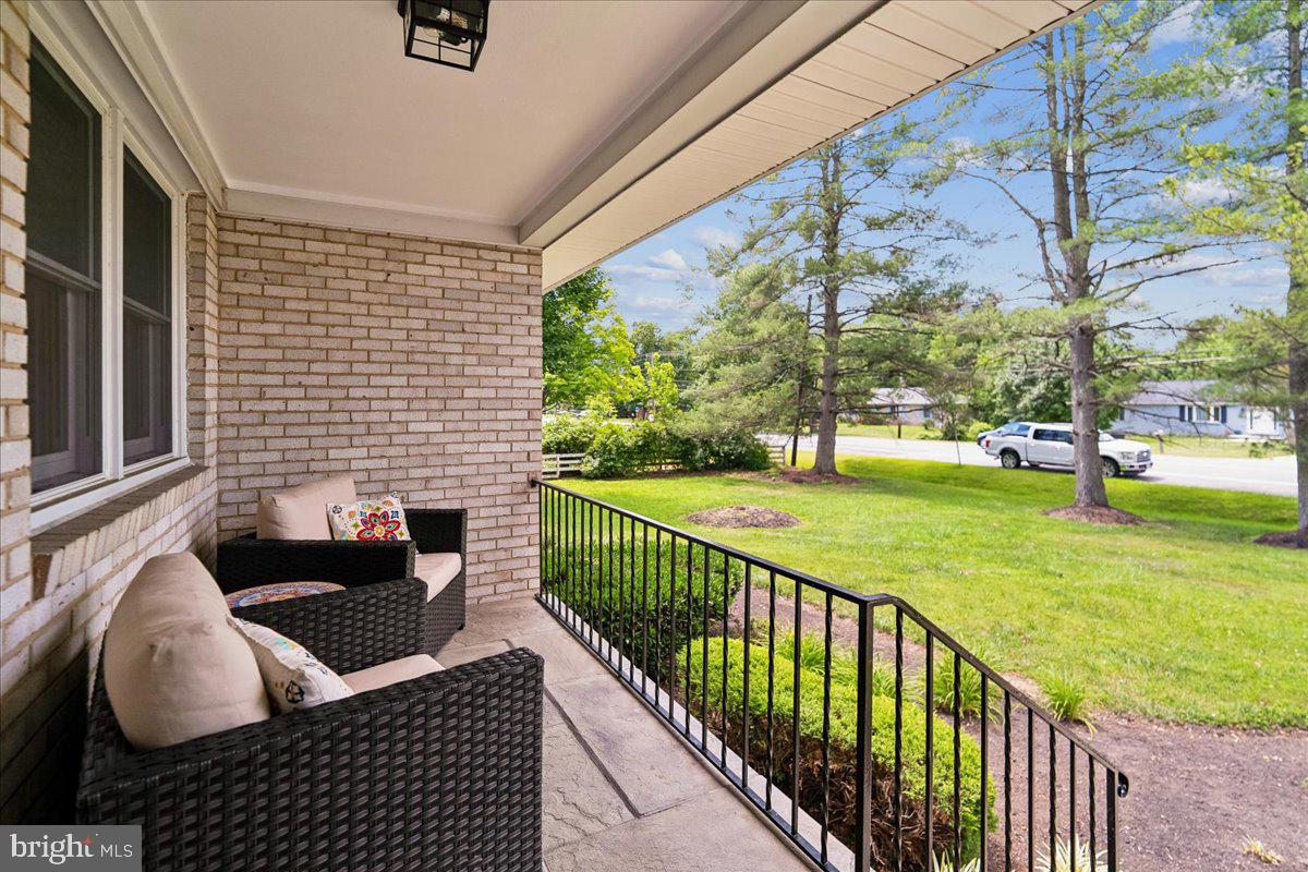 COLESVILLE OUTSIDE - Residential