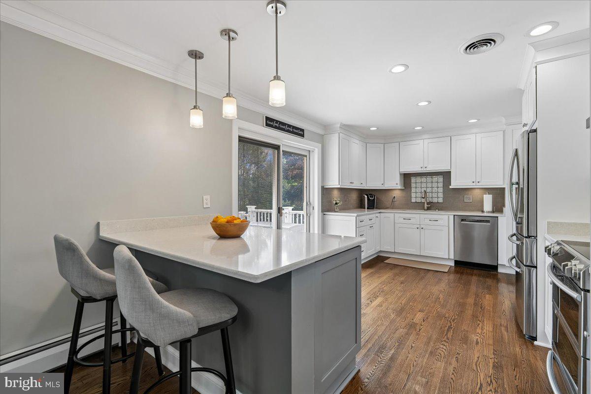 COLESVILLE OUTSIDE - Residential