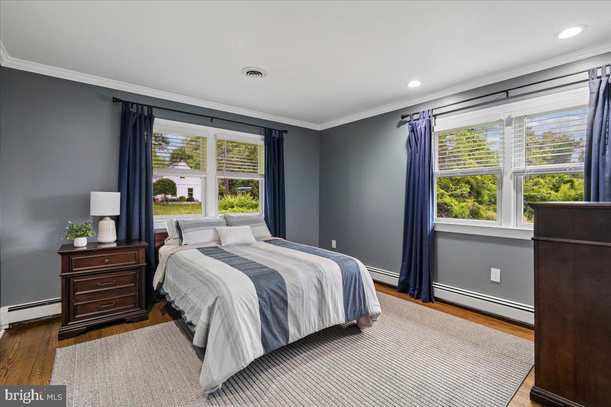 COLESVILLE OUTSIDE - Residential
