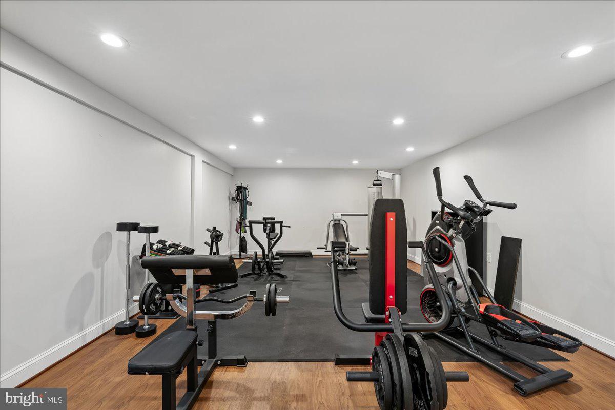 COLESVILLE OUTSIDE - Residential