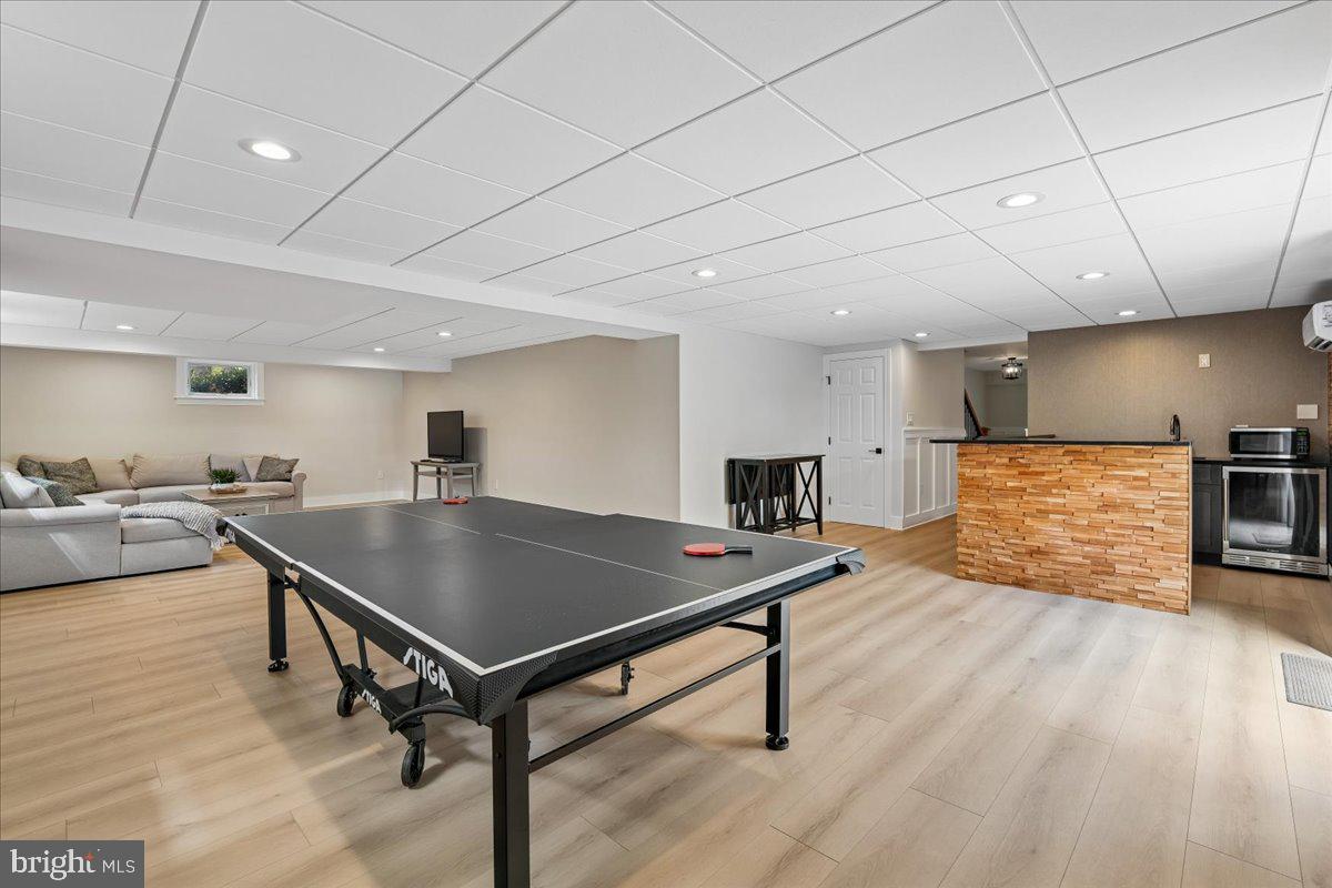 COLESVILLE OUTSIDE - Residential