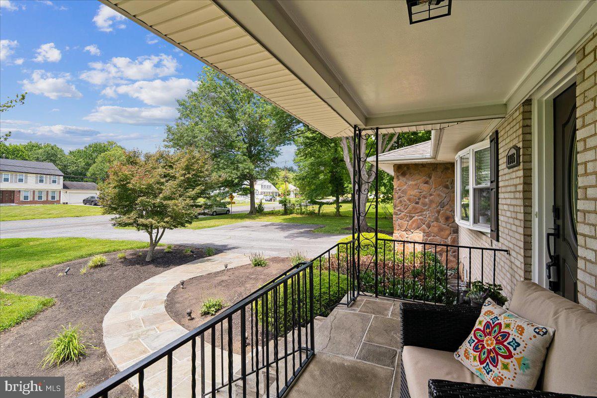 COLESVILLE OUTSIDE - Residential