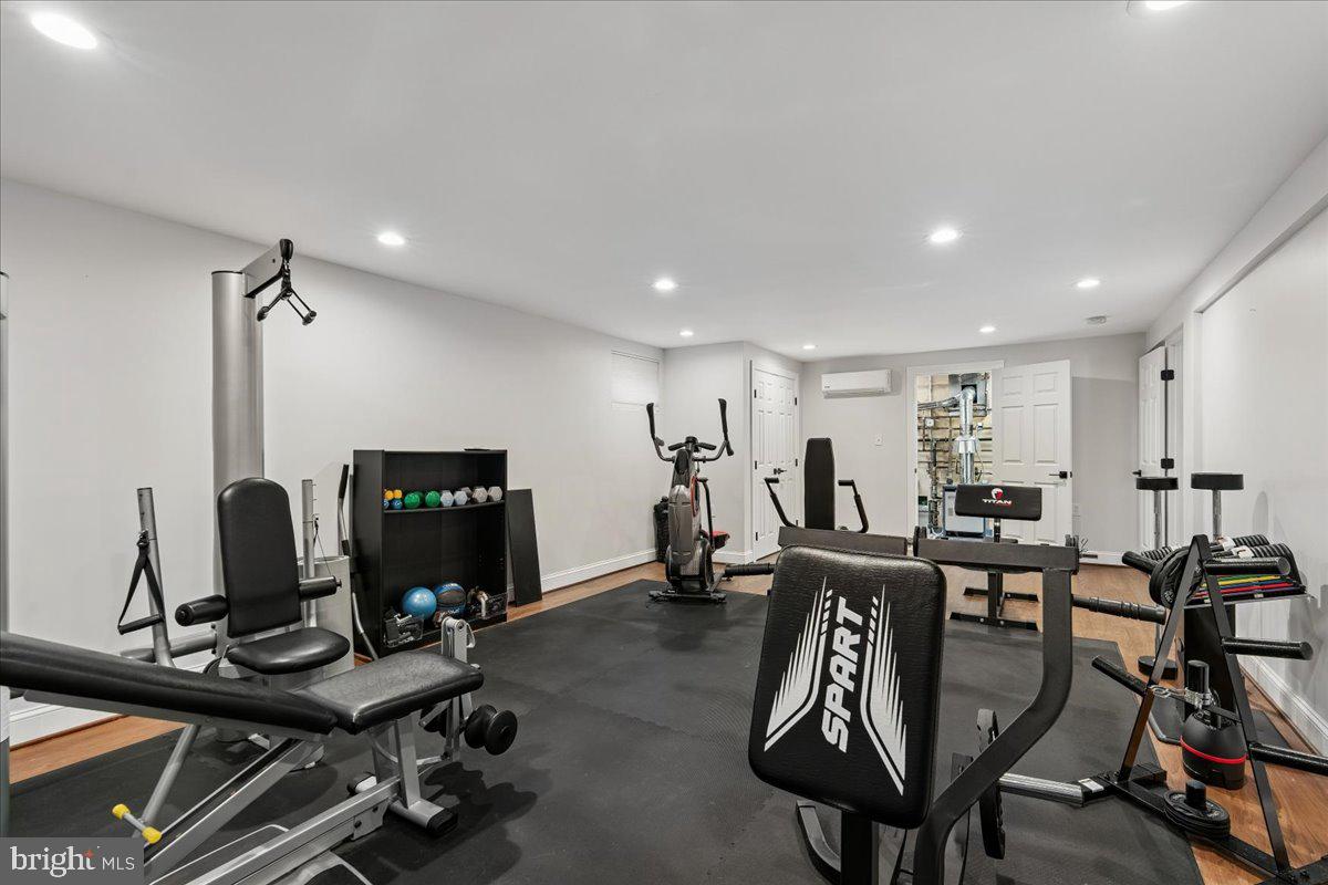 COLESVILLE OUTSIDE - Residential