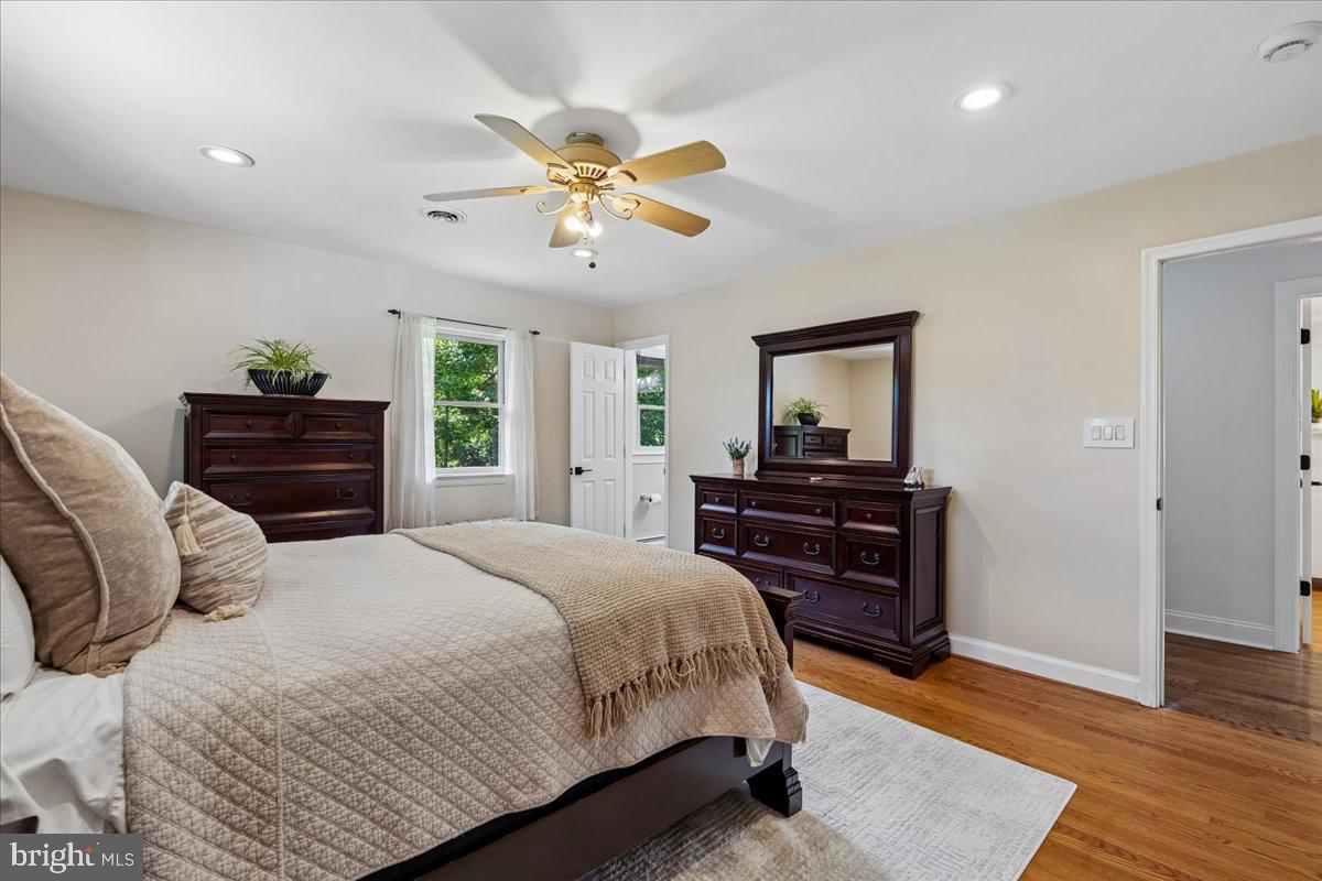 COLESVILLE OUTSIDE - Residential