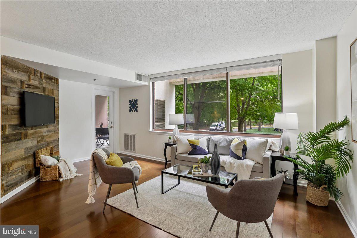 GROSVENOR PARK - Residential