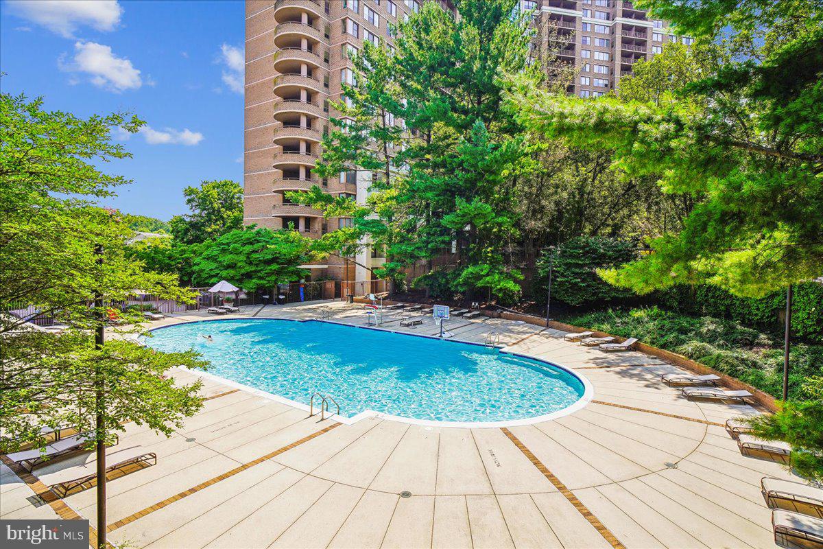 GROSVENOR PARK - Residential