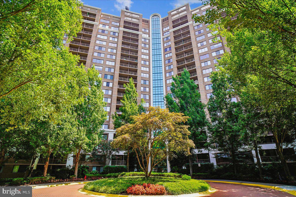 GROSVENOR PARK - Residential