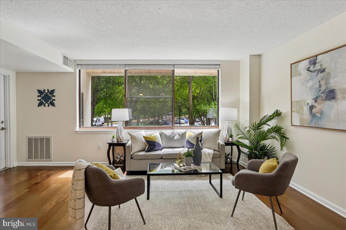 GROSVENOR PARK - Residential