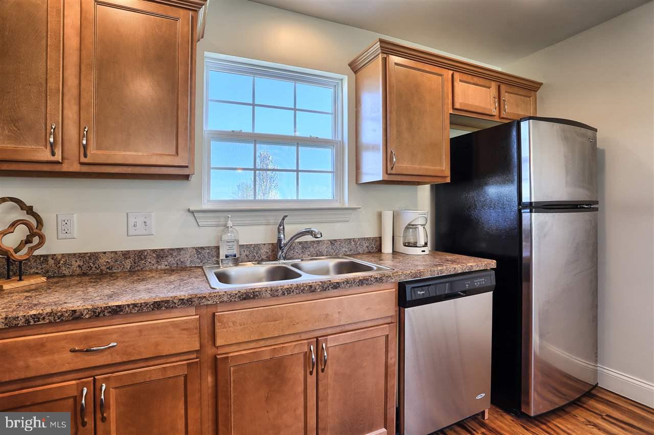 WINDY HEIGHTS - Residential