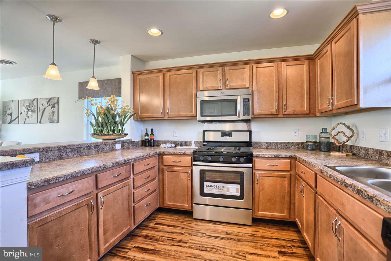 WINDY HEIGHTS - Residential