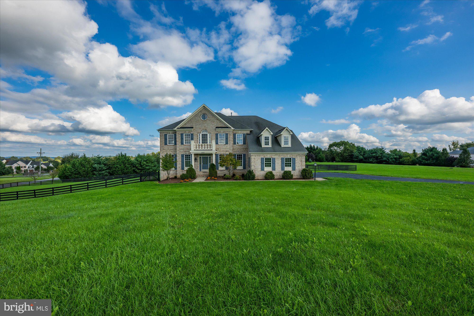 WRIGHT FARM - Residential