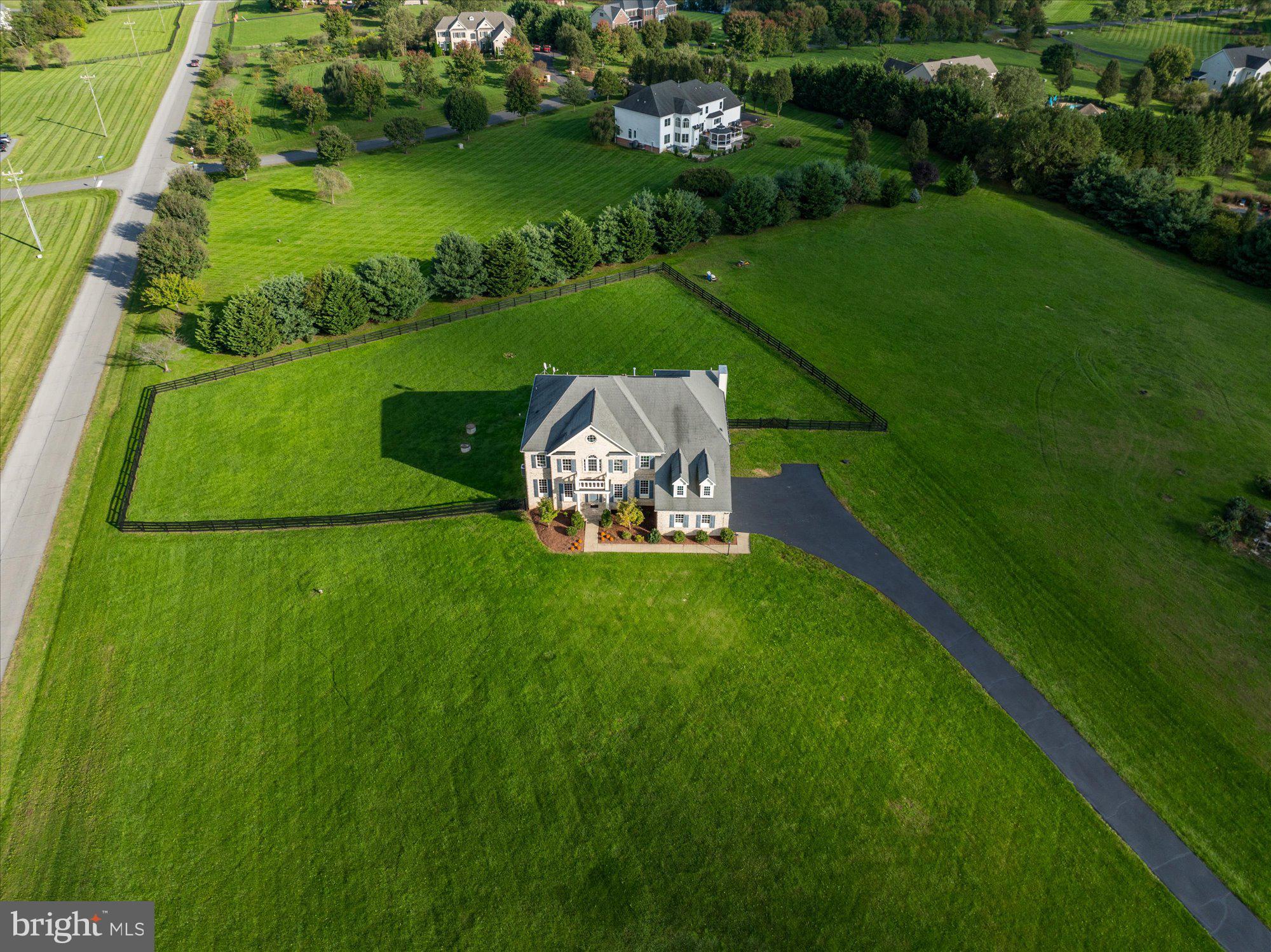 WRIGHT FARM - Residential