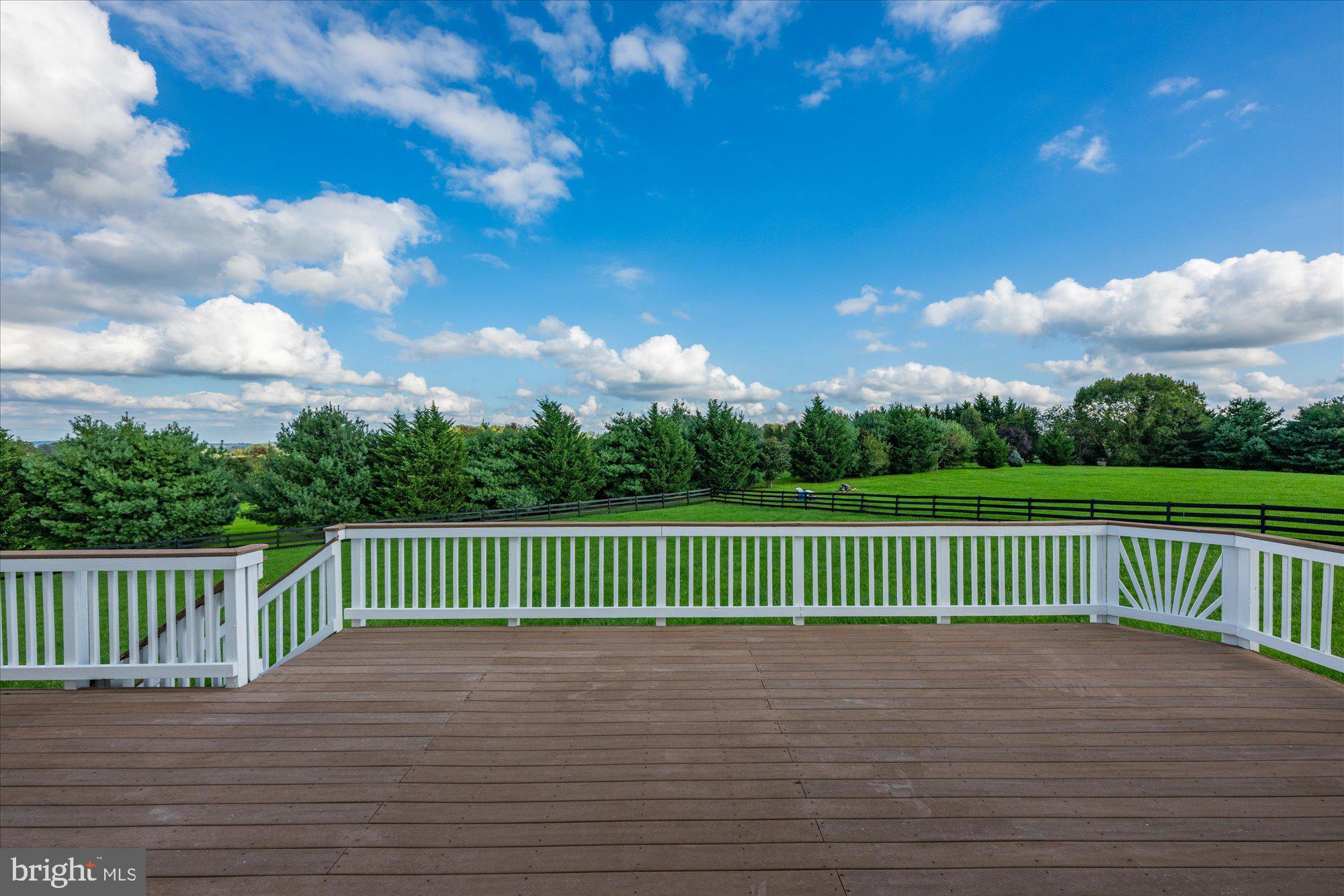 WRIGHT FARM - Residential