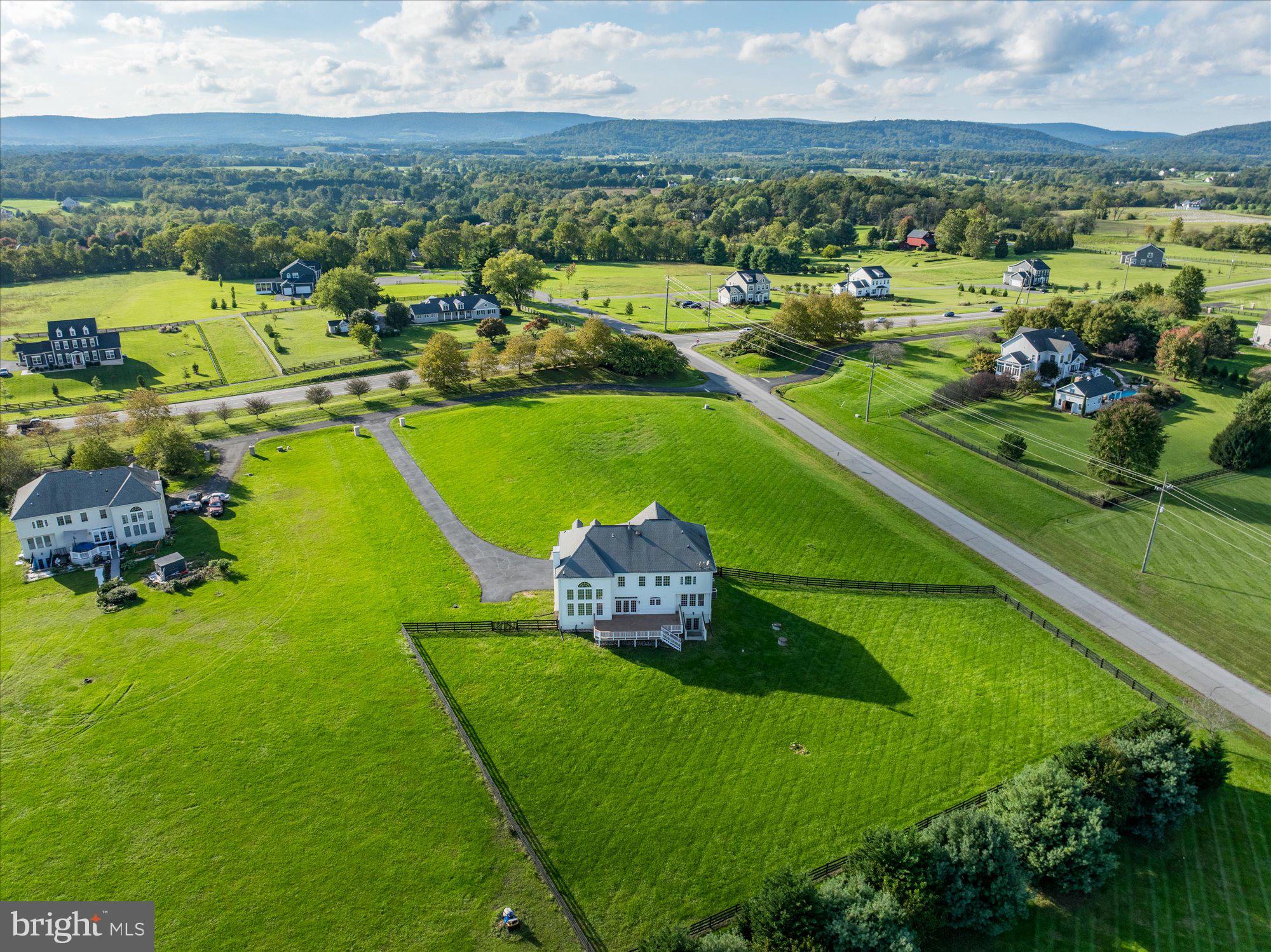 WRIGHT FARM - Residential