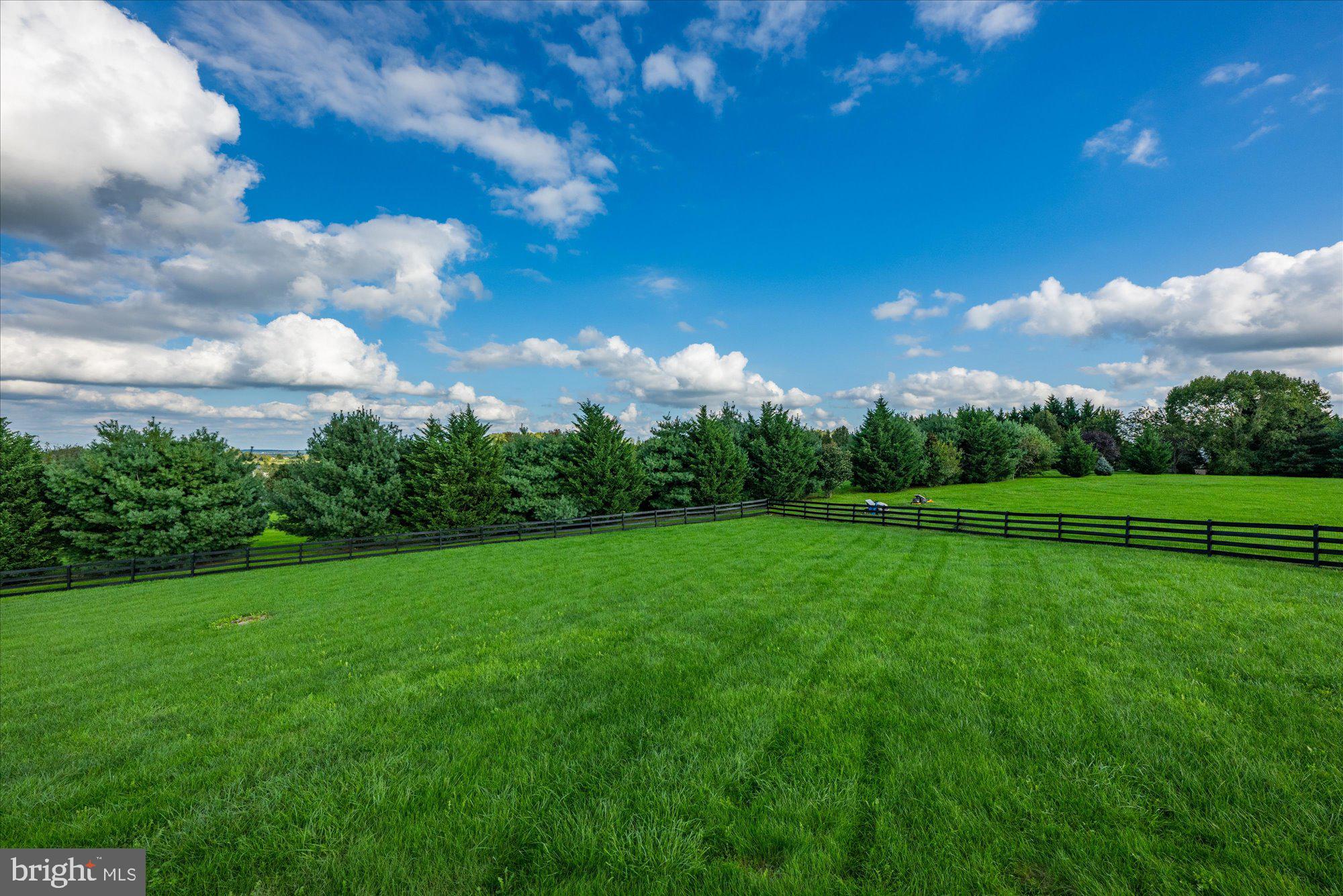 WRIGHT FARM - Residential