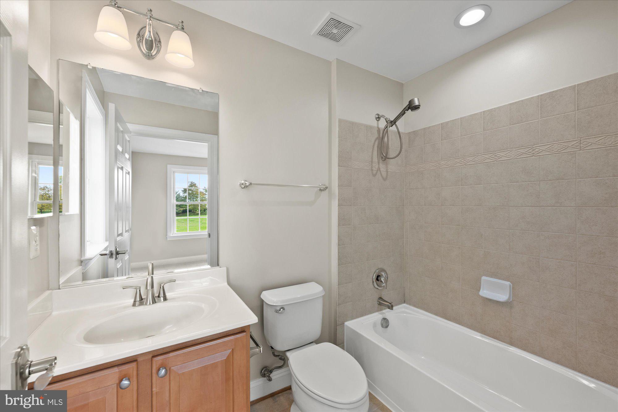 WRIGHT FARM - Residential