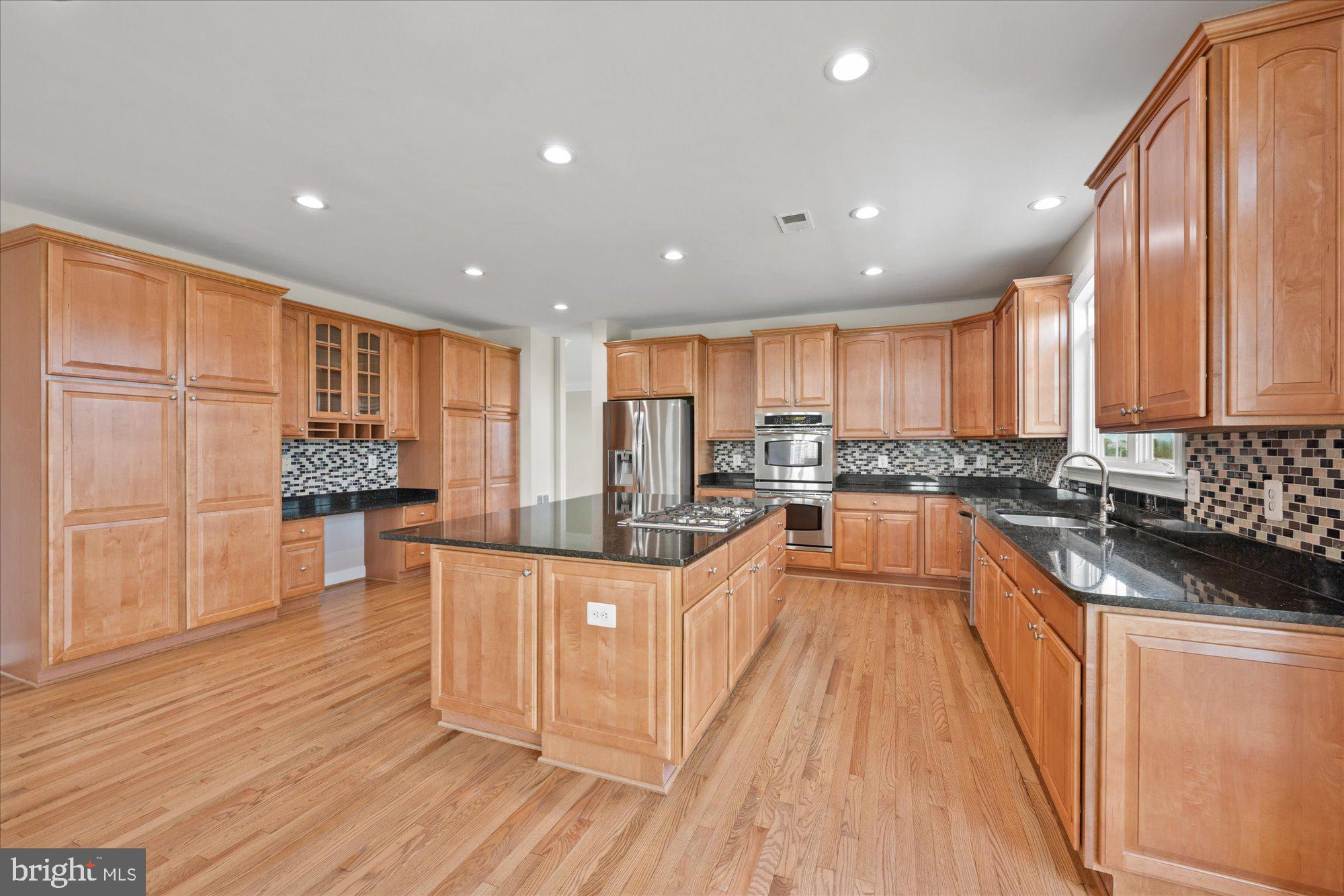 WRIGHT FARM - Residential